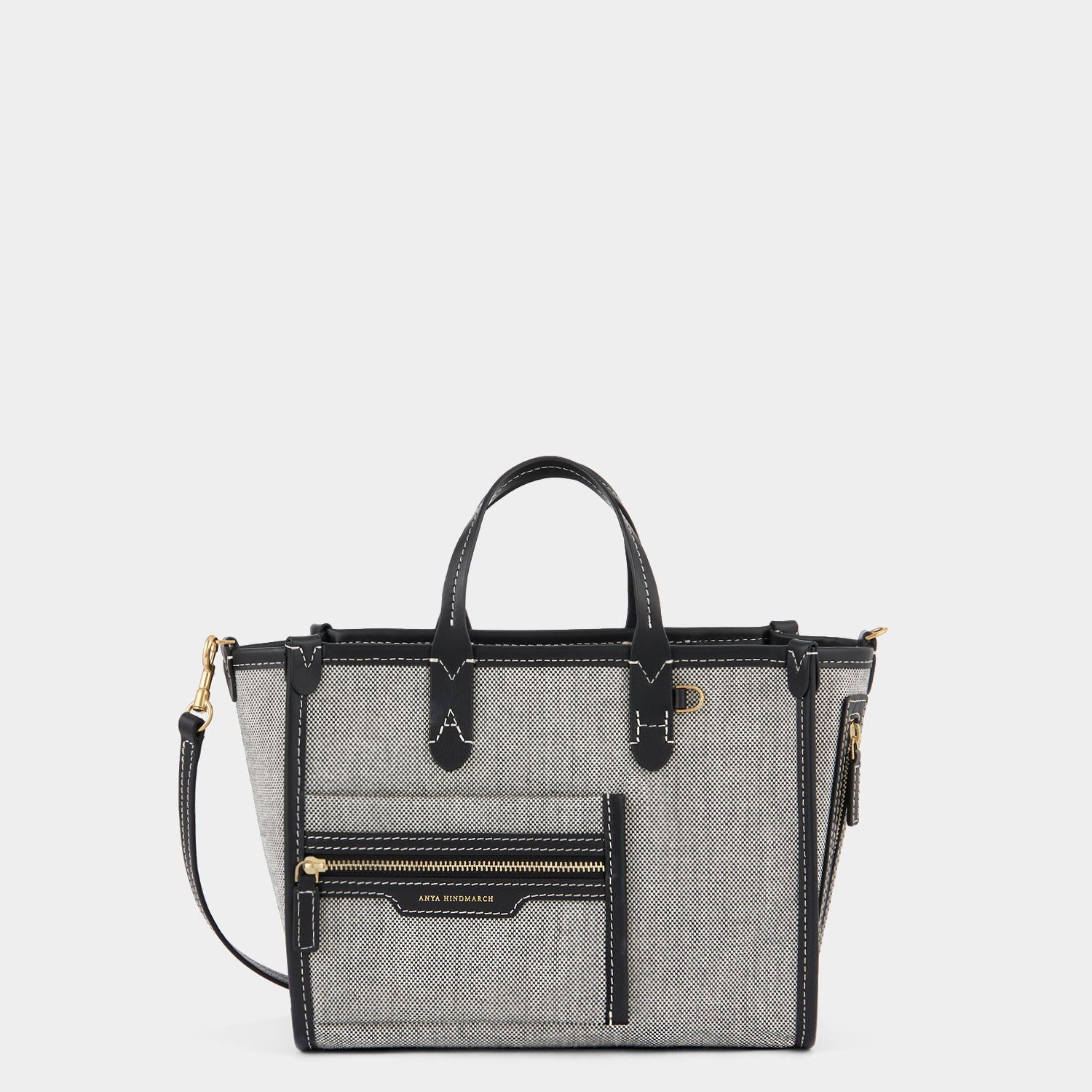 XS ポケット トート -

                  
                    Mixed Canvas in Salt and Pepper -
                  

                  Anya Hindmarch JP
