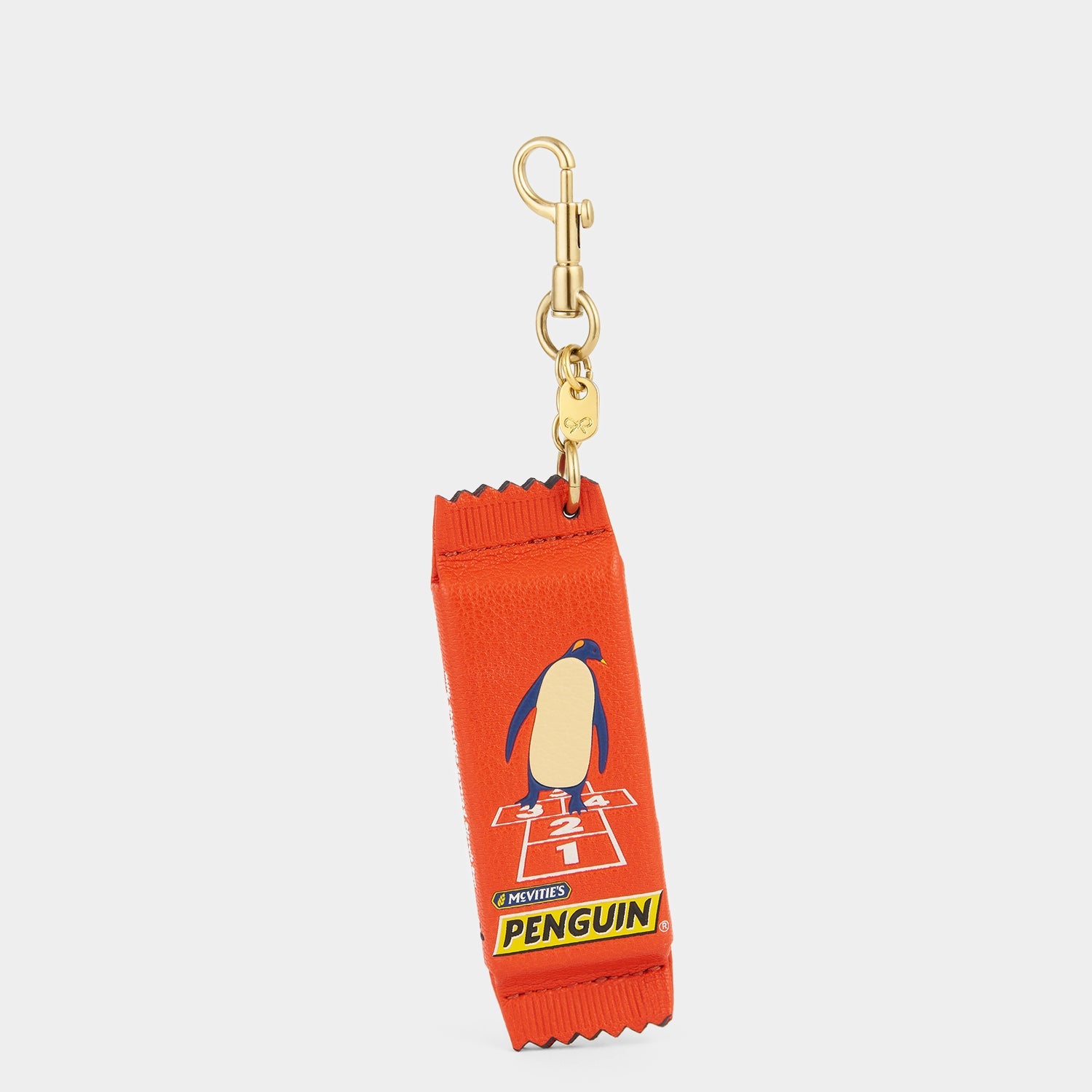 ANYA HINDMARCH　ペンギン　チャーム　レザー Penguin Bag Charm in Red Leather | Anya Hindmarch JP