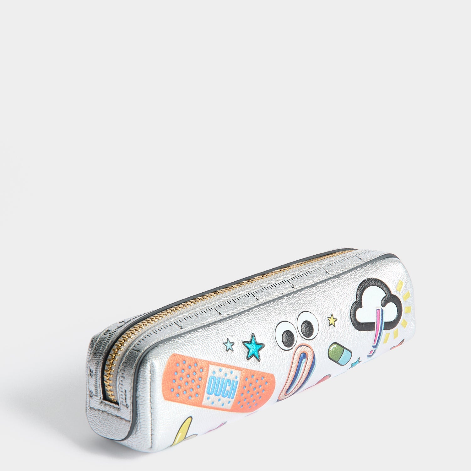 オール・オーバー・ステッカー・ペンケース | Anya Hindmarch JP