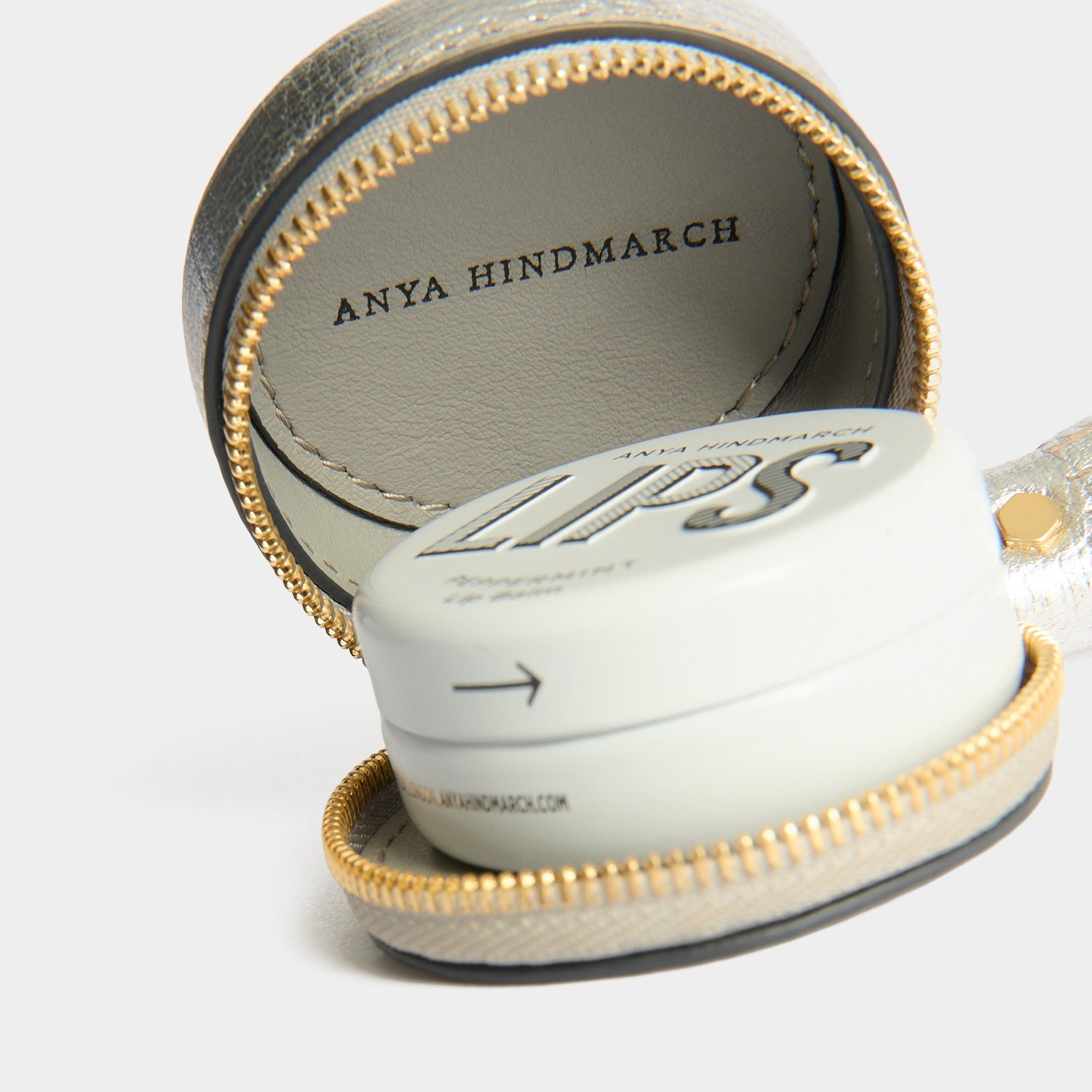 ANYA HINDMARCH アイズ　チャーム Eyes リップクリーム・ケース・チャーム | Anya Hindmarch JP