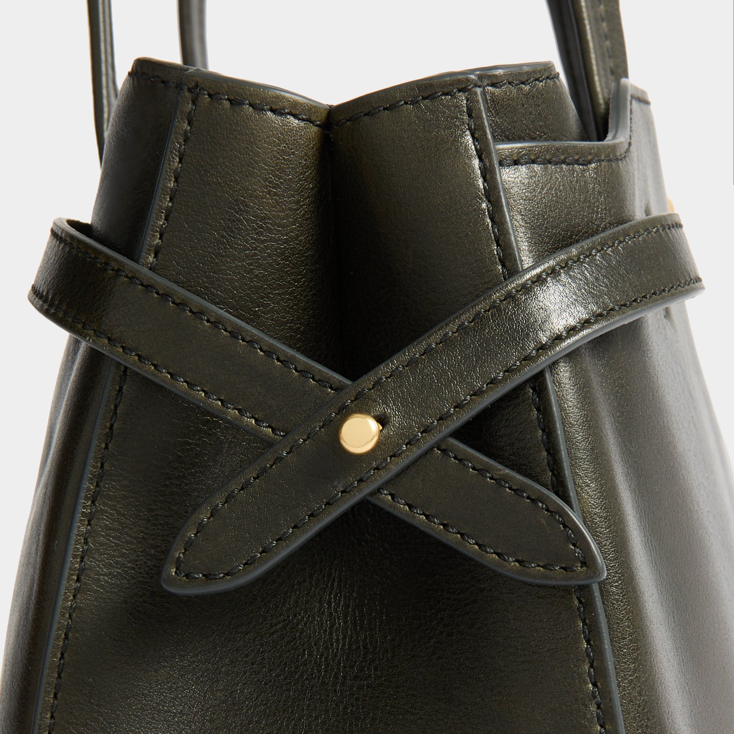 Wilson：ウィルソン・バゲット・ショルダーバッグ | Anya Hindmarch JP