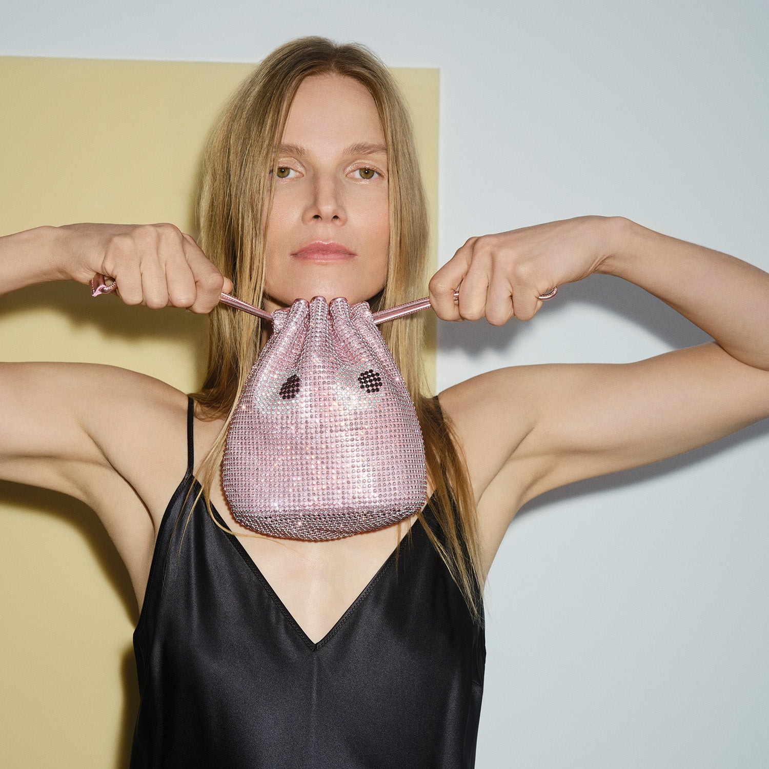 Eyes クリスタル・ドローストリング・ポーチ | Anya Hindmarch JP