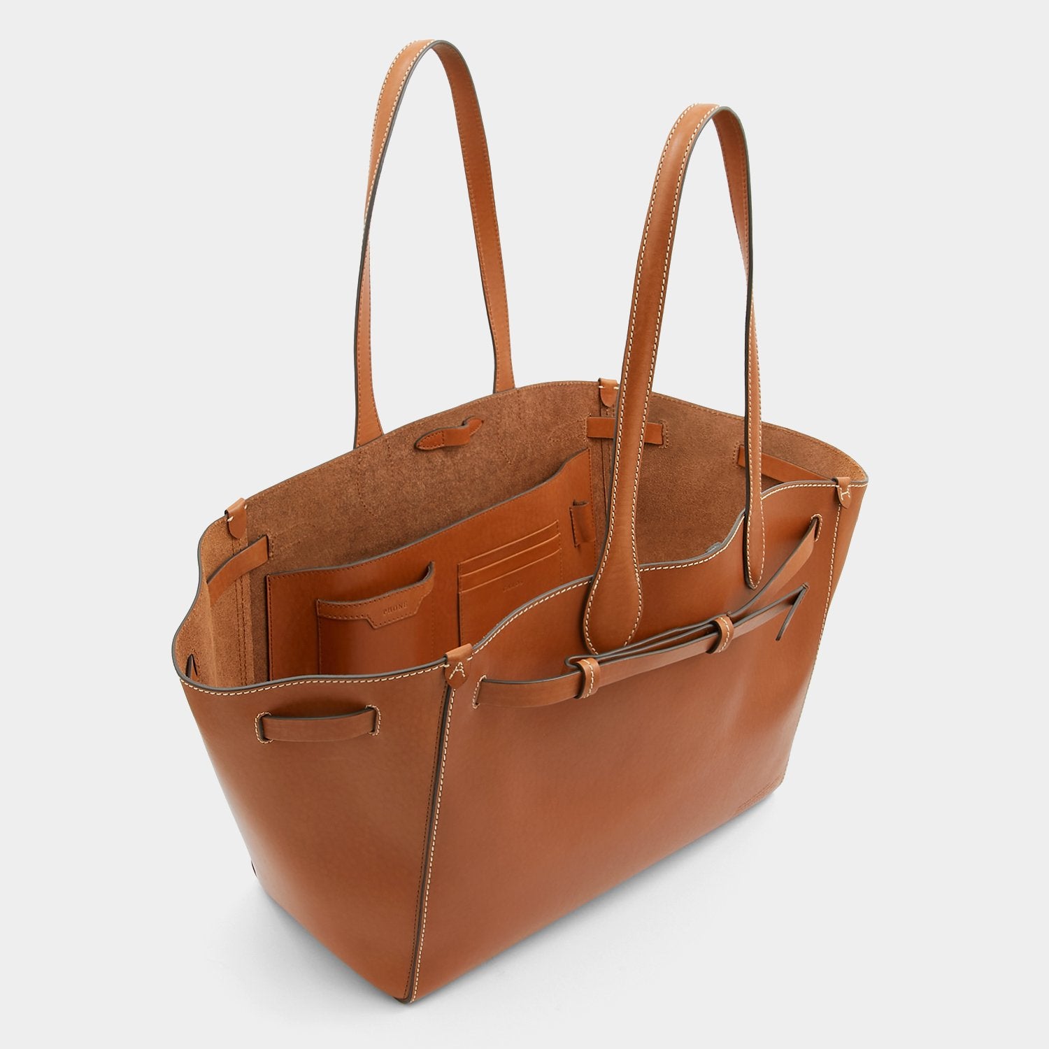 「Return to Nature」 トート -

                  
                    Compostable Leather in Tan -
                  

                  Anya Hindmarch JP
