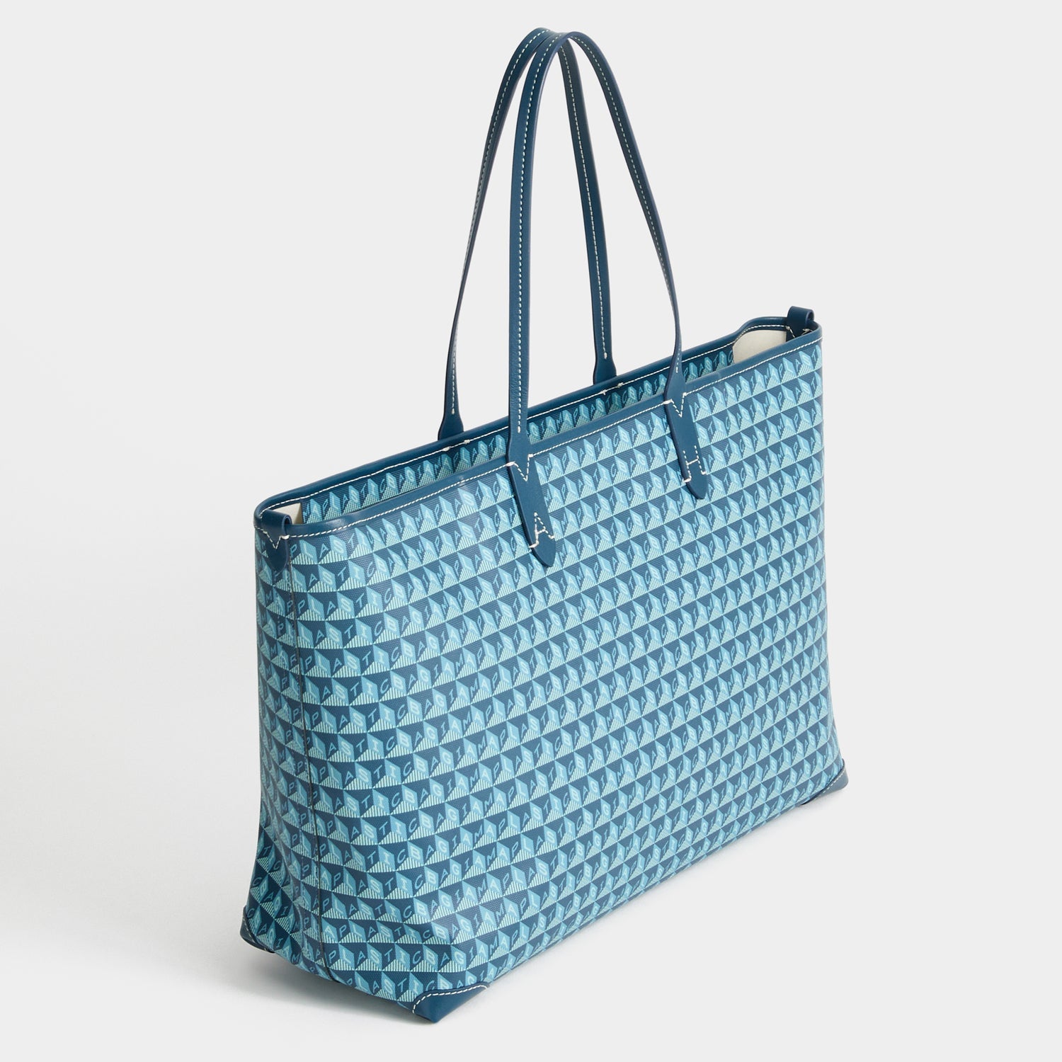 「I AM A Plastic Bag」 モチーフ・ジップ・トート -

          
            Canvas in Dark Petrol -
          

          Anya Hindmarch JP
