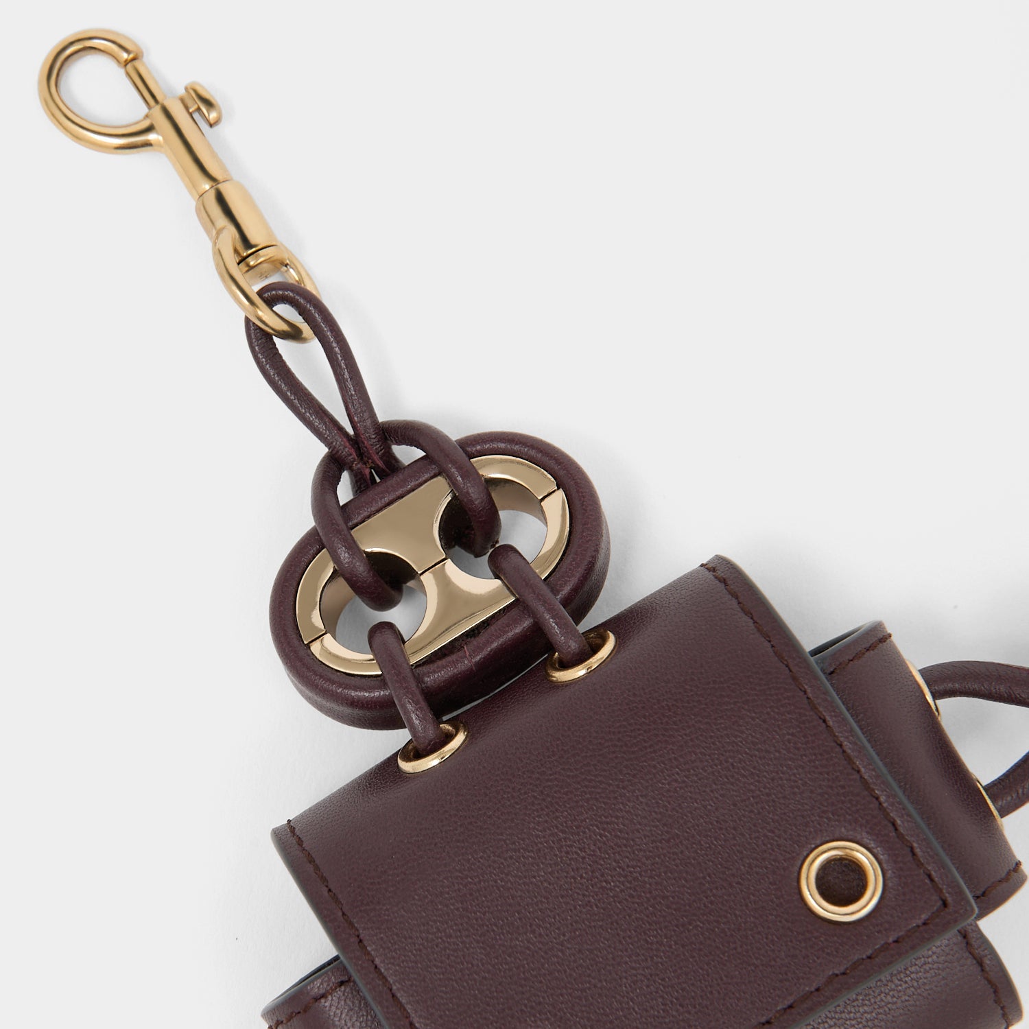 キャラクター・イヤフォンケース・チャーム | Anya Hindmarch JP