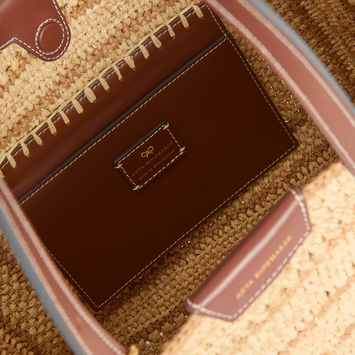 ラフィア E/W ボウ・トート | Anya Hindmarch JP