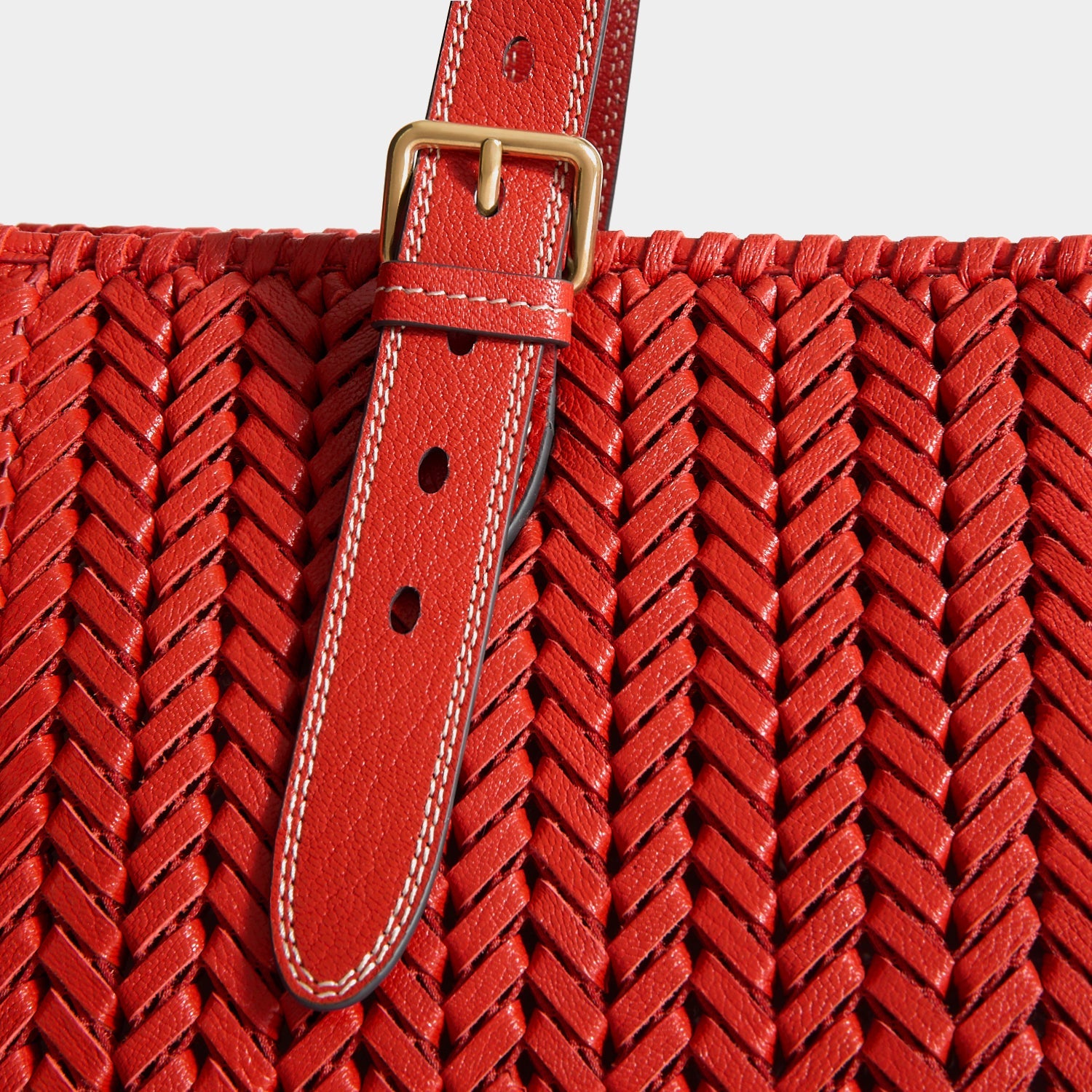 Neeson：ニーソン・スクエア・トート | Anya Hindmarch JP