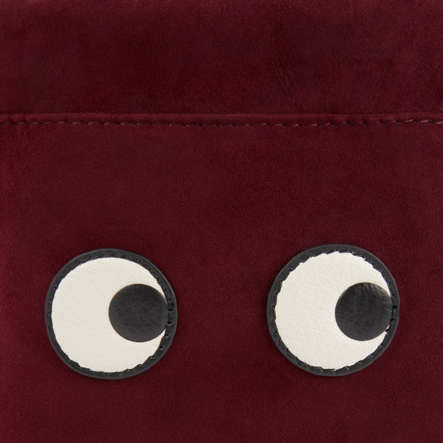 アイズ ドローストリング ポーチ -

                  
                    Kid Suede in Burgundy -
                  

                  Anya Hindmarch JP
