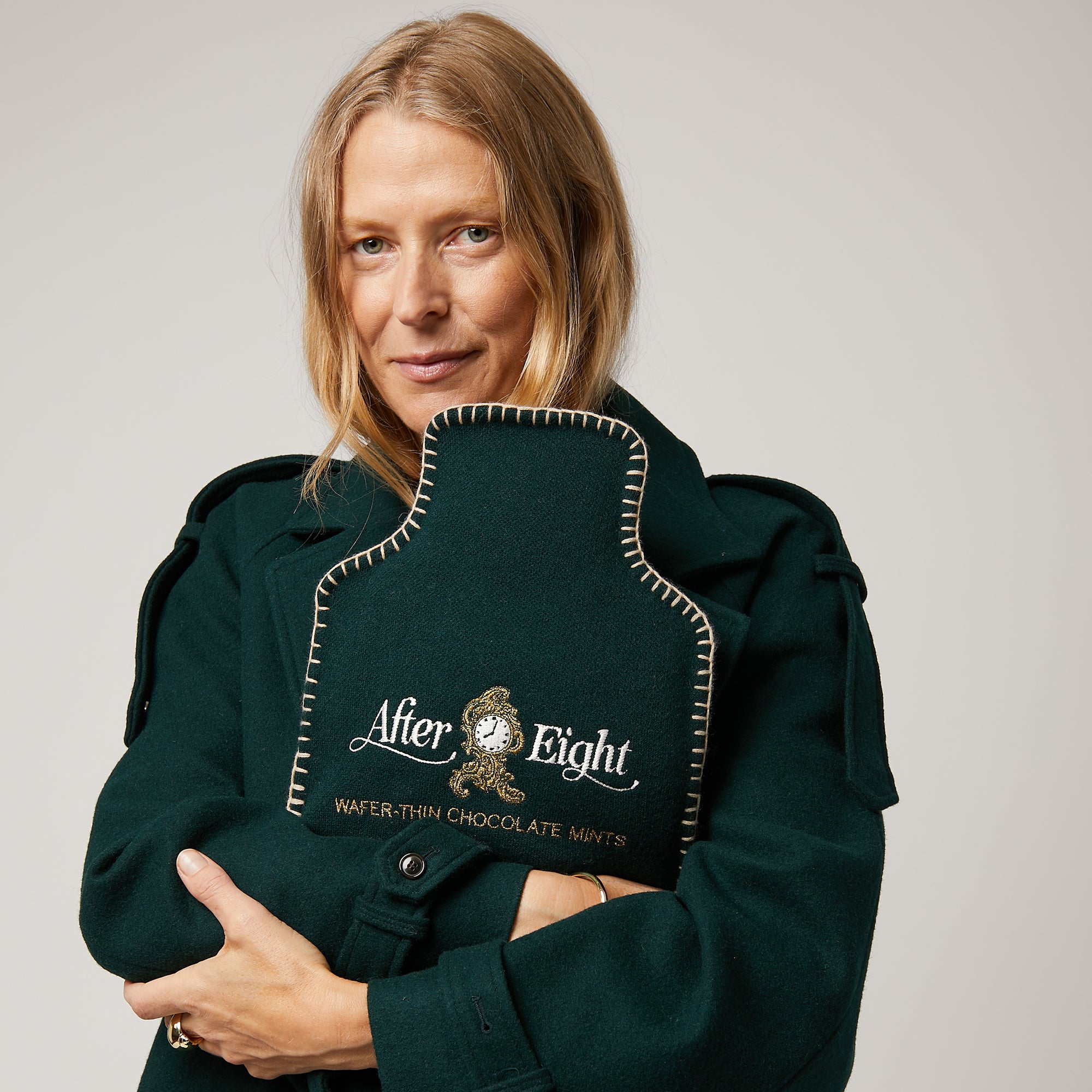 「After Eight」湯たんぽカバー -

                  
                    Lambswool in Dark Holly -
                  

                  Anya Hindmarch JP
