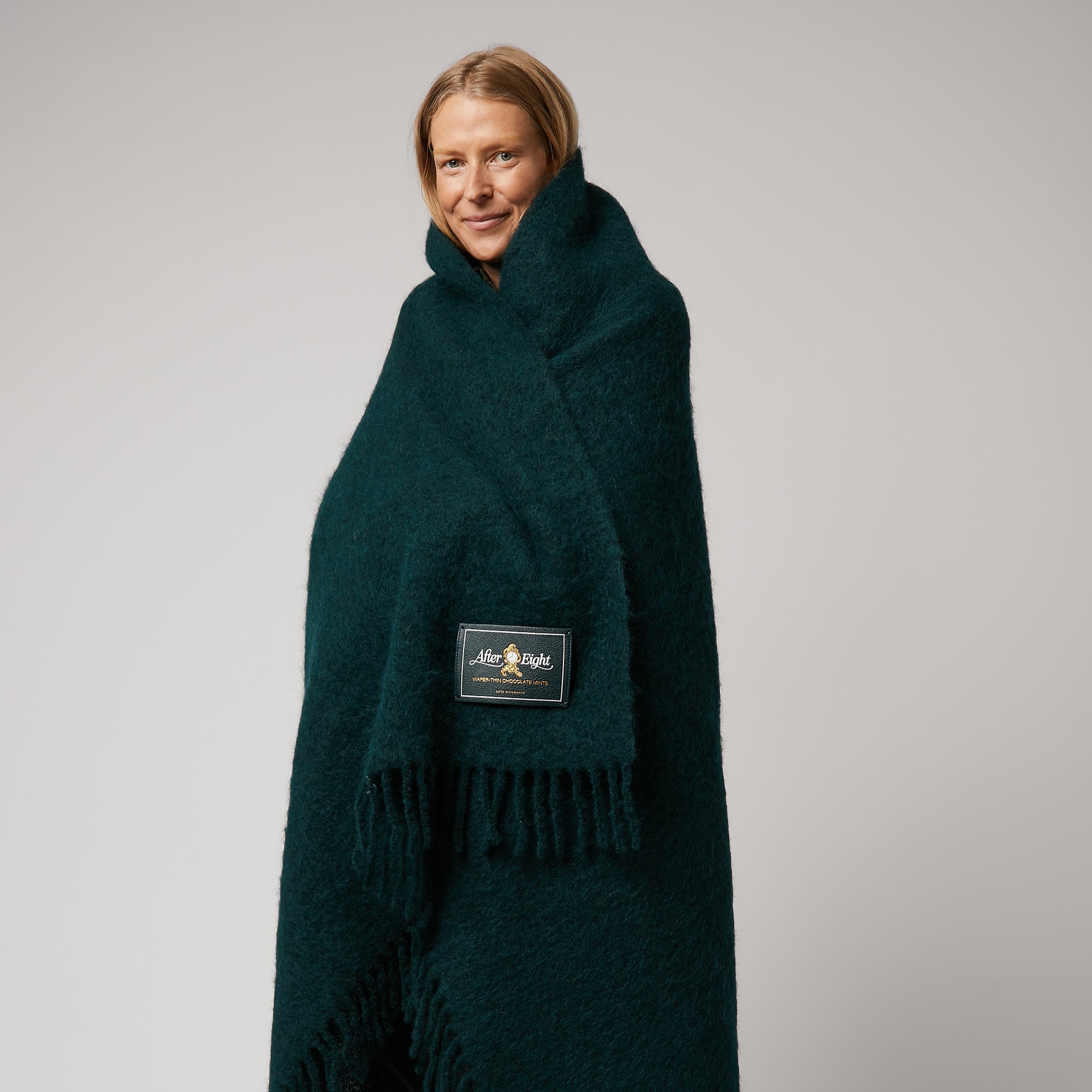 「After Eight」ブランケット -

                  
                    Mohair in Dark Holly -
                  

                  Anya Hindmarch JP
