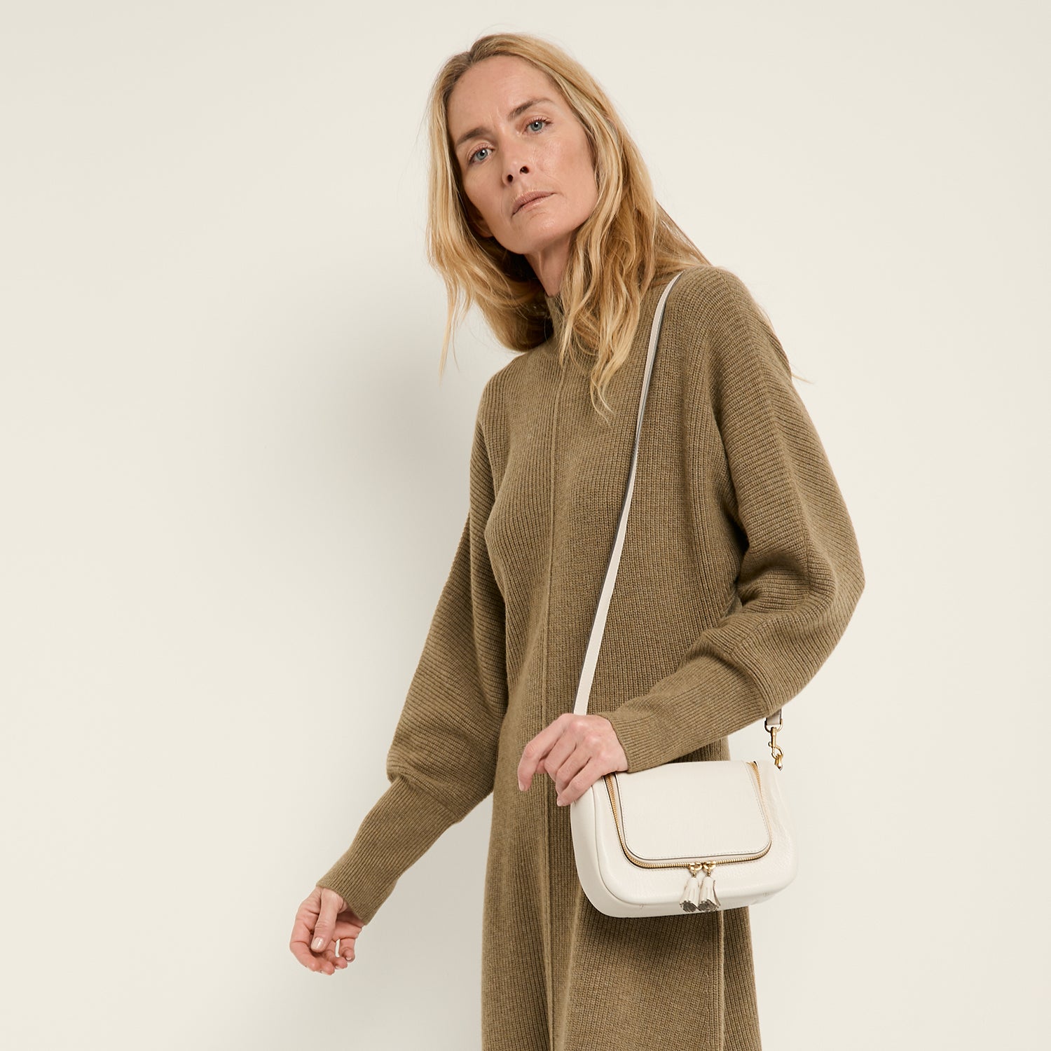コレクション | Anya Hindmarch JP