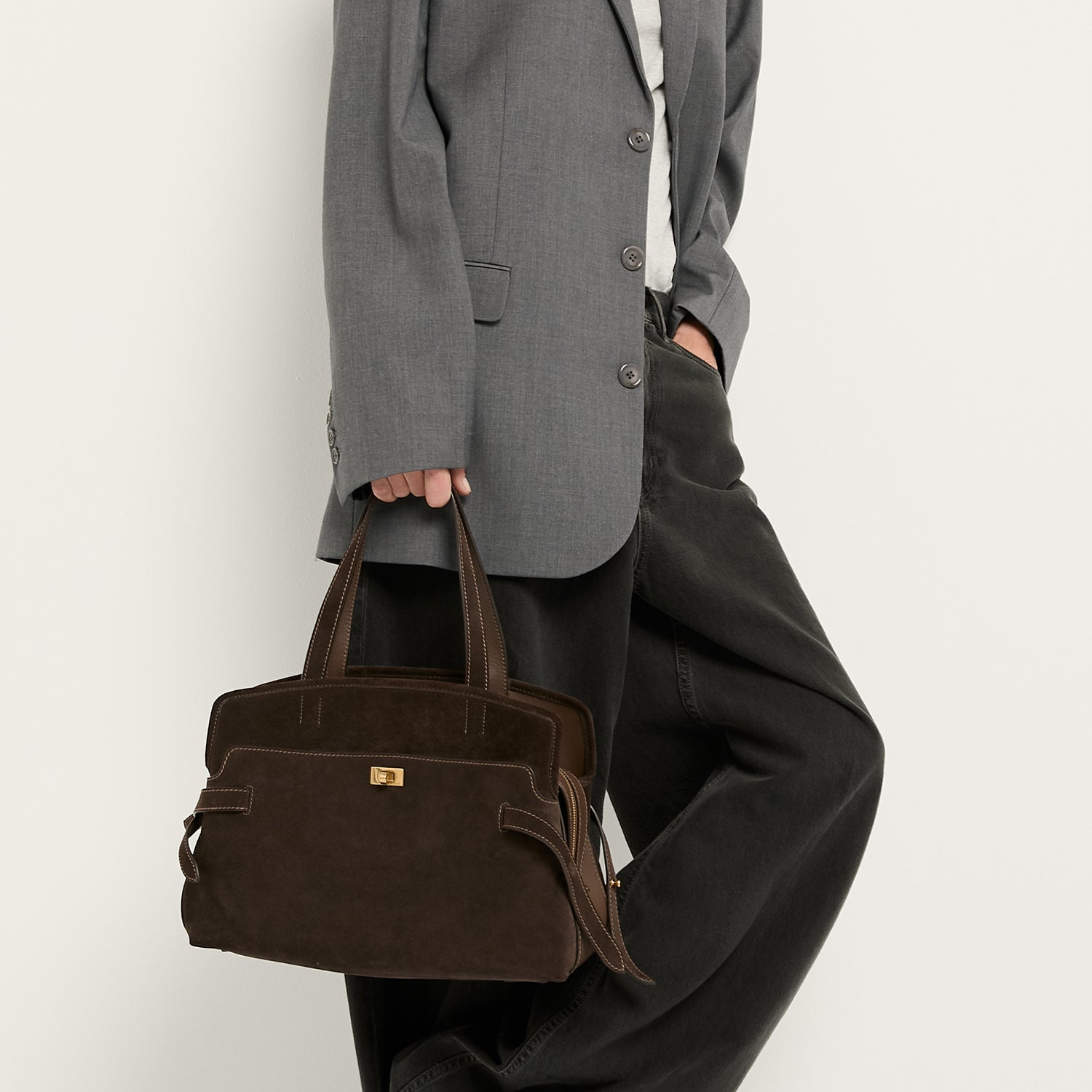 コレクション | Anya Hindmarch JP