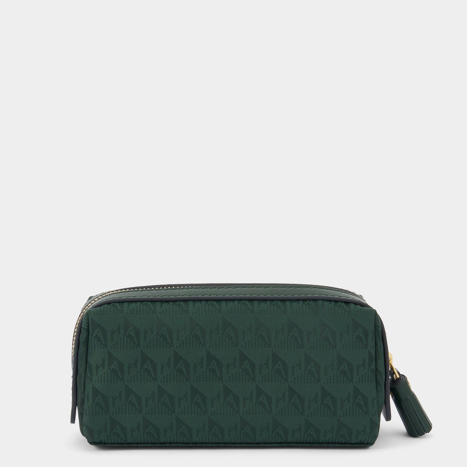 ロゴ ガーリースタッフ ポーチ -

                  
                    AH Logo Nylon in Dark Holly -
                  

                  Anya Hindmarch JP
