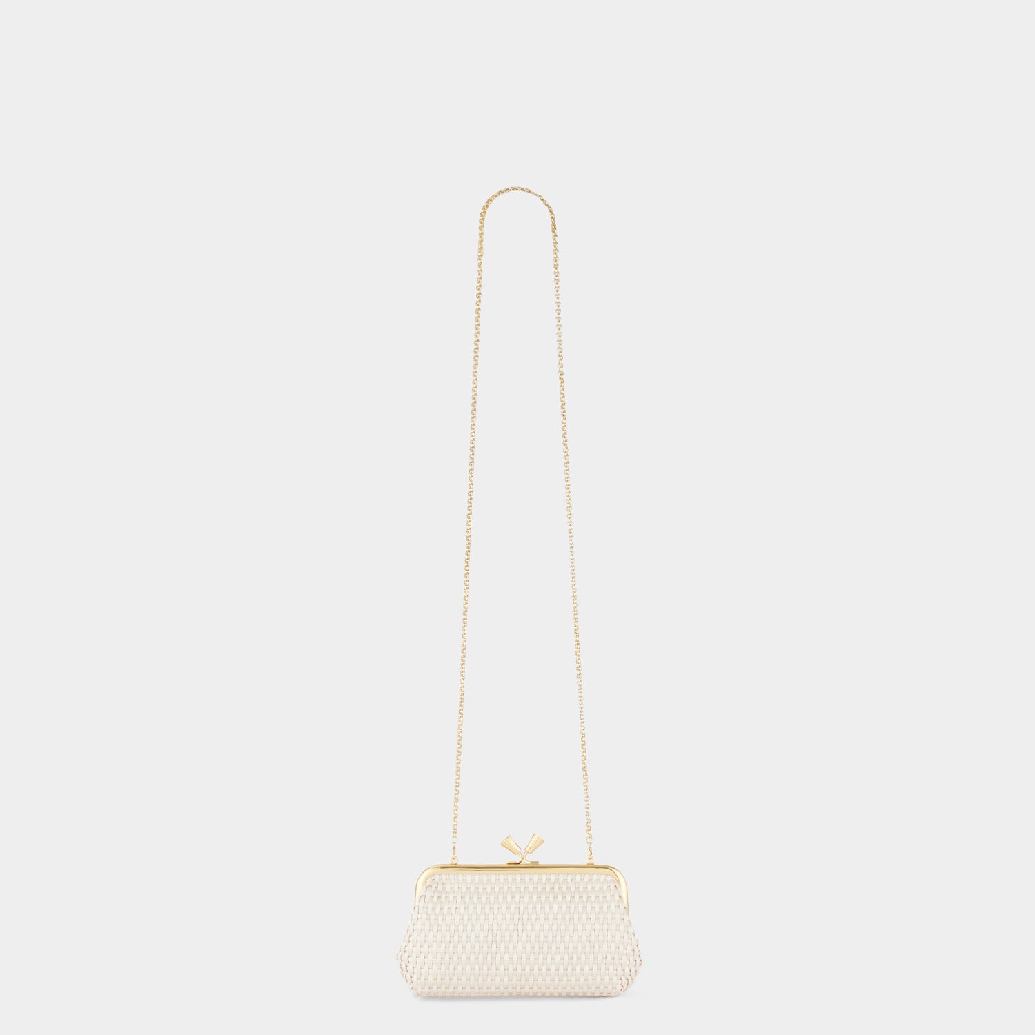 モード ウーブン タッセル クラッチ -

                  
                    Satin in Ivory -
                  

                  Anya Hindmarch JP
