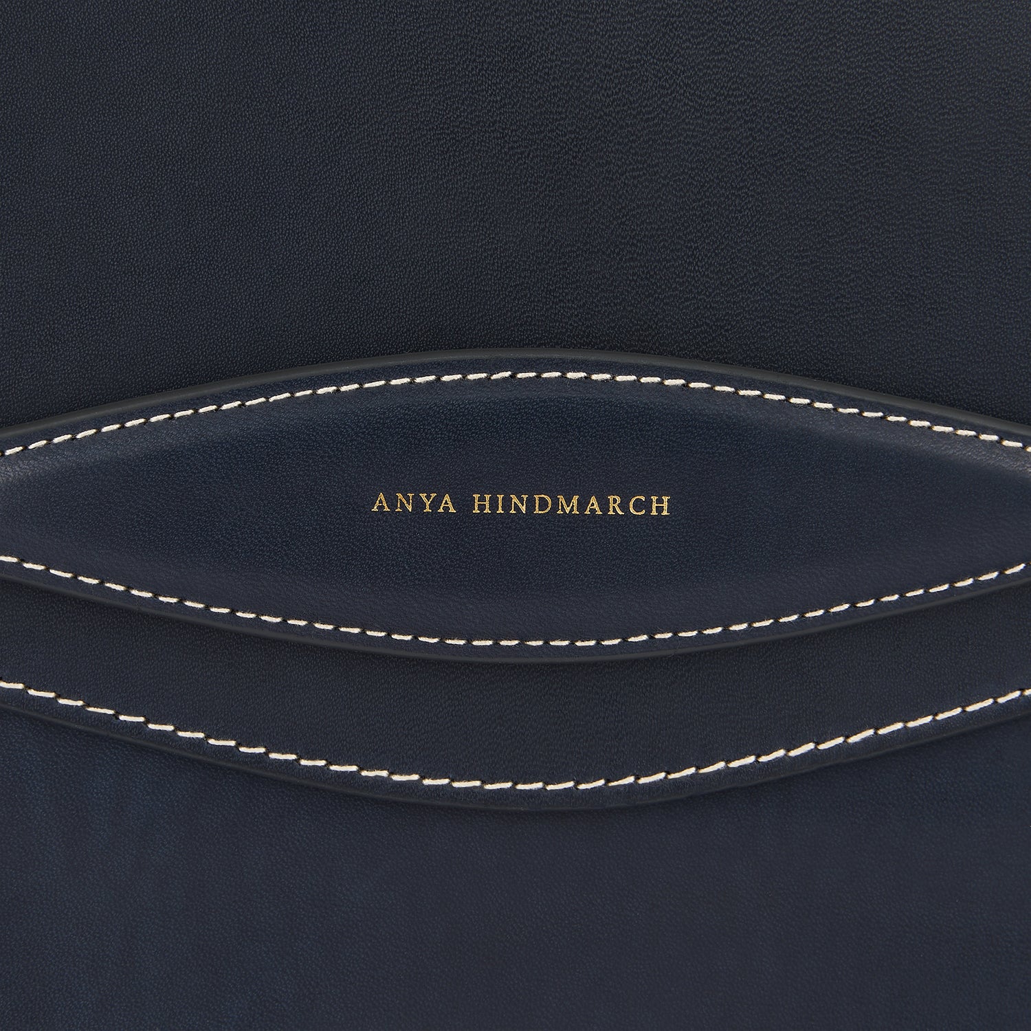 「Return to Nature」ショルダーバッグ -

                  
                    Compostable Leather in Marine -
                  

                  Anya Hindmarch JP
