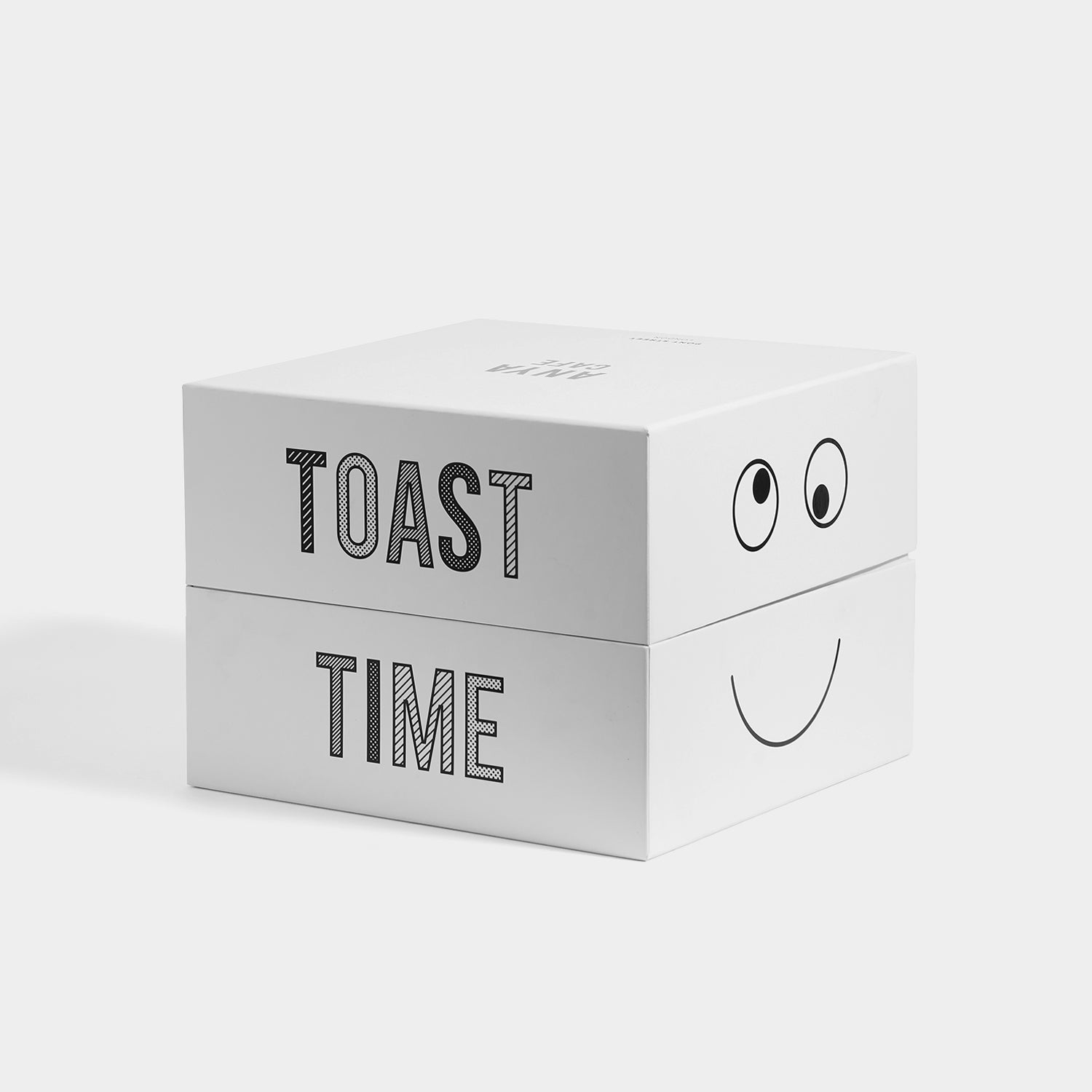 ブレックファースト セット -

          
            Bone China in White -
          

          Anya Hindmarch JP
