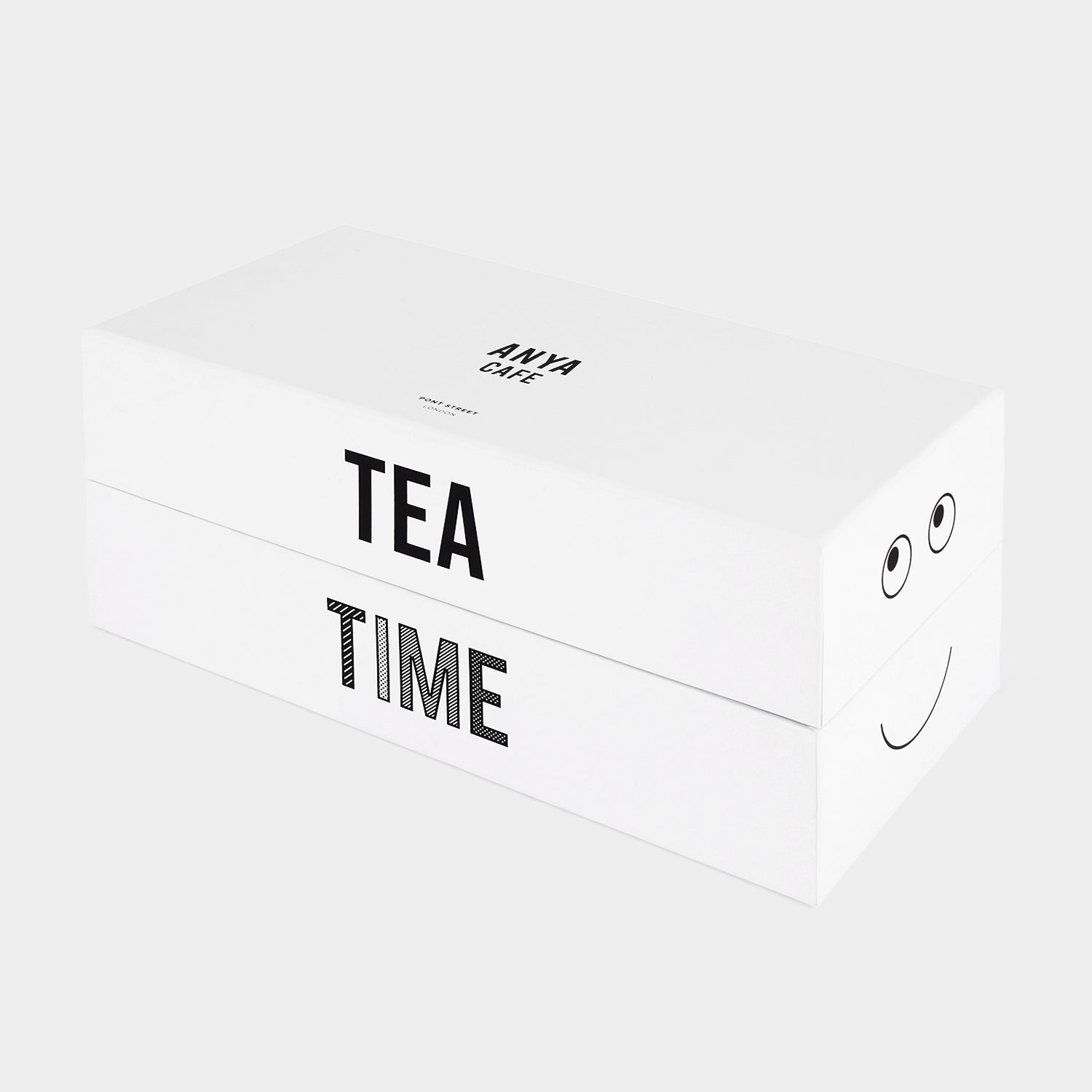 アイズ マグカップ セット -

          
            Bone China in White -
          

          Anya Hindmarch JP
