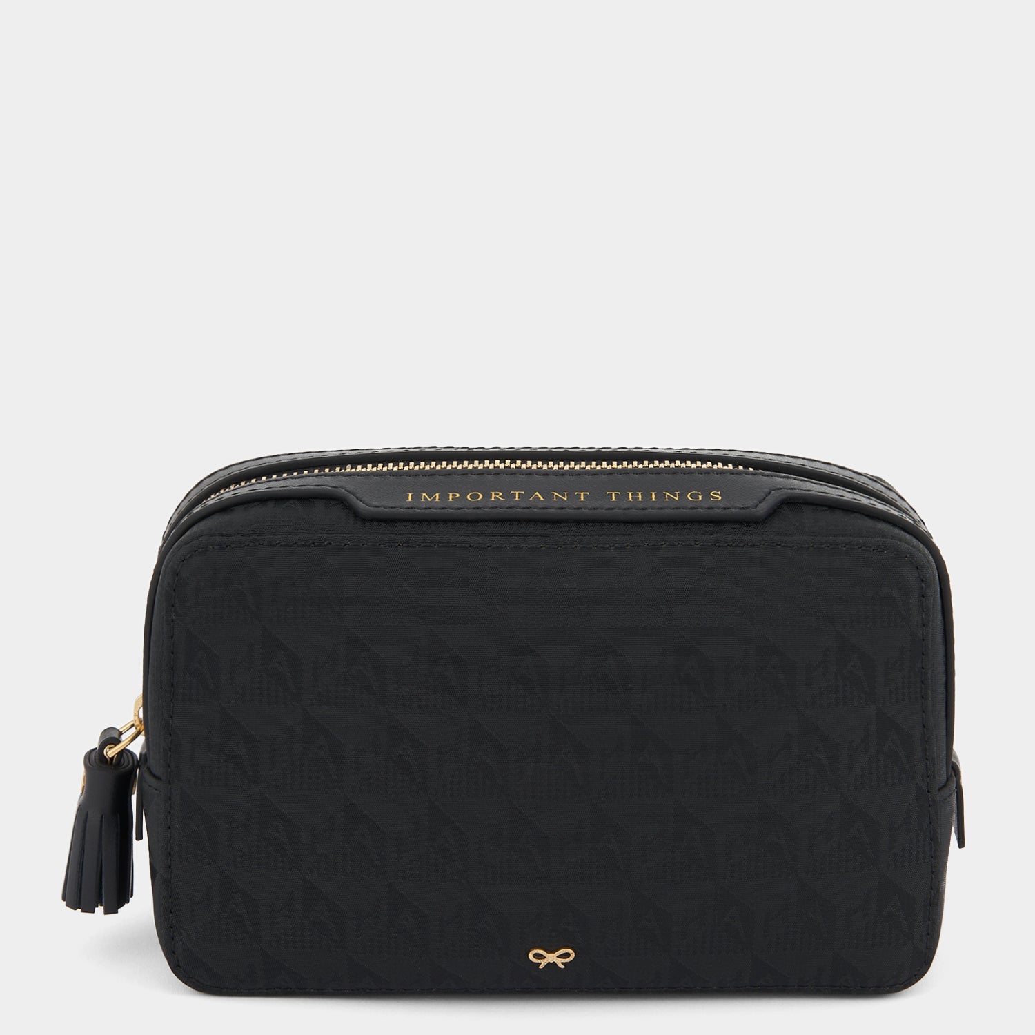 アニヤハインドマーチ インポータントシングズ ポーチ　AHロゴ AH ロゴ・インポータント・シングズ・ポーチ | Anya Hindmarch JP