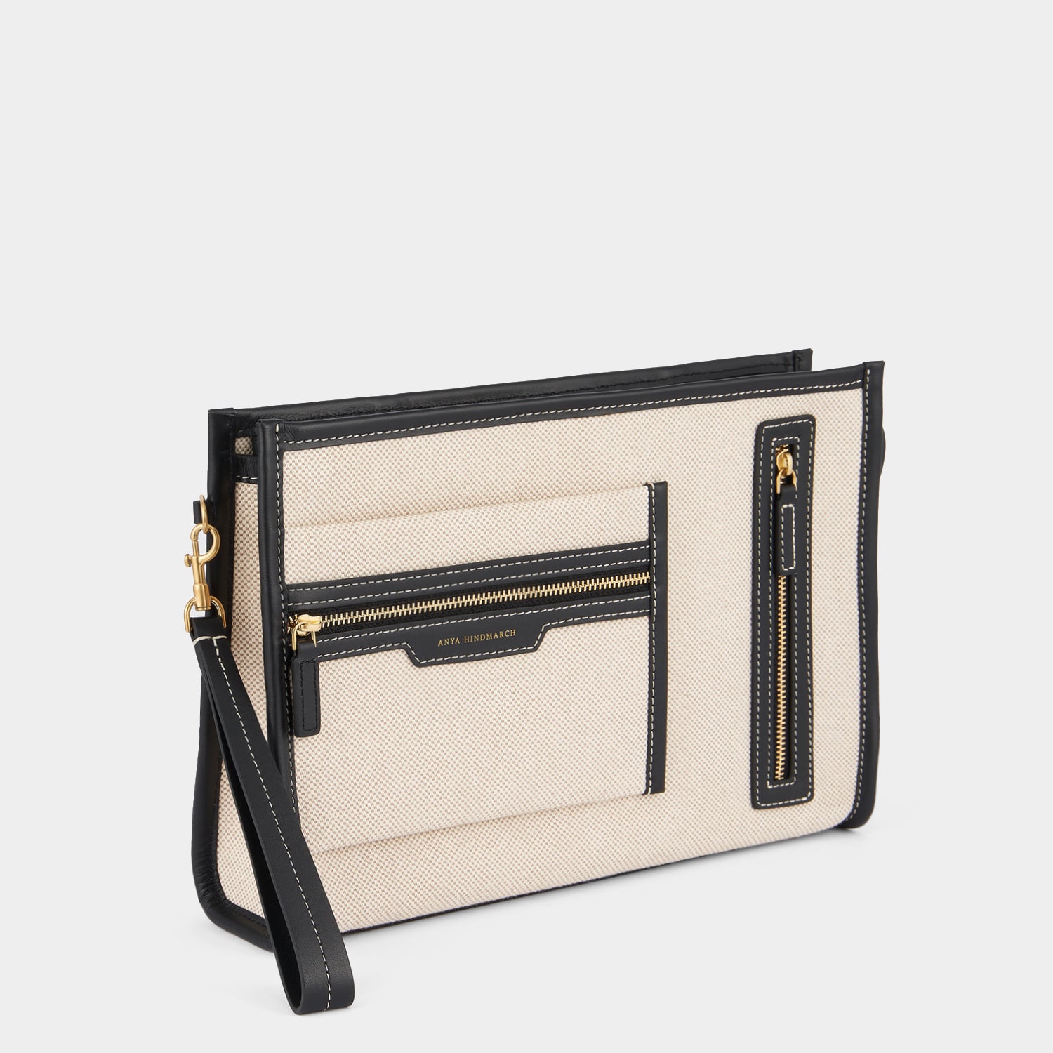 ポケット ポシェット -

                  
                    Mixed Canvas in Natural -
                  

                  Anya Hindmarch JP
