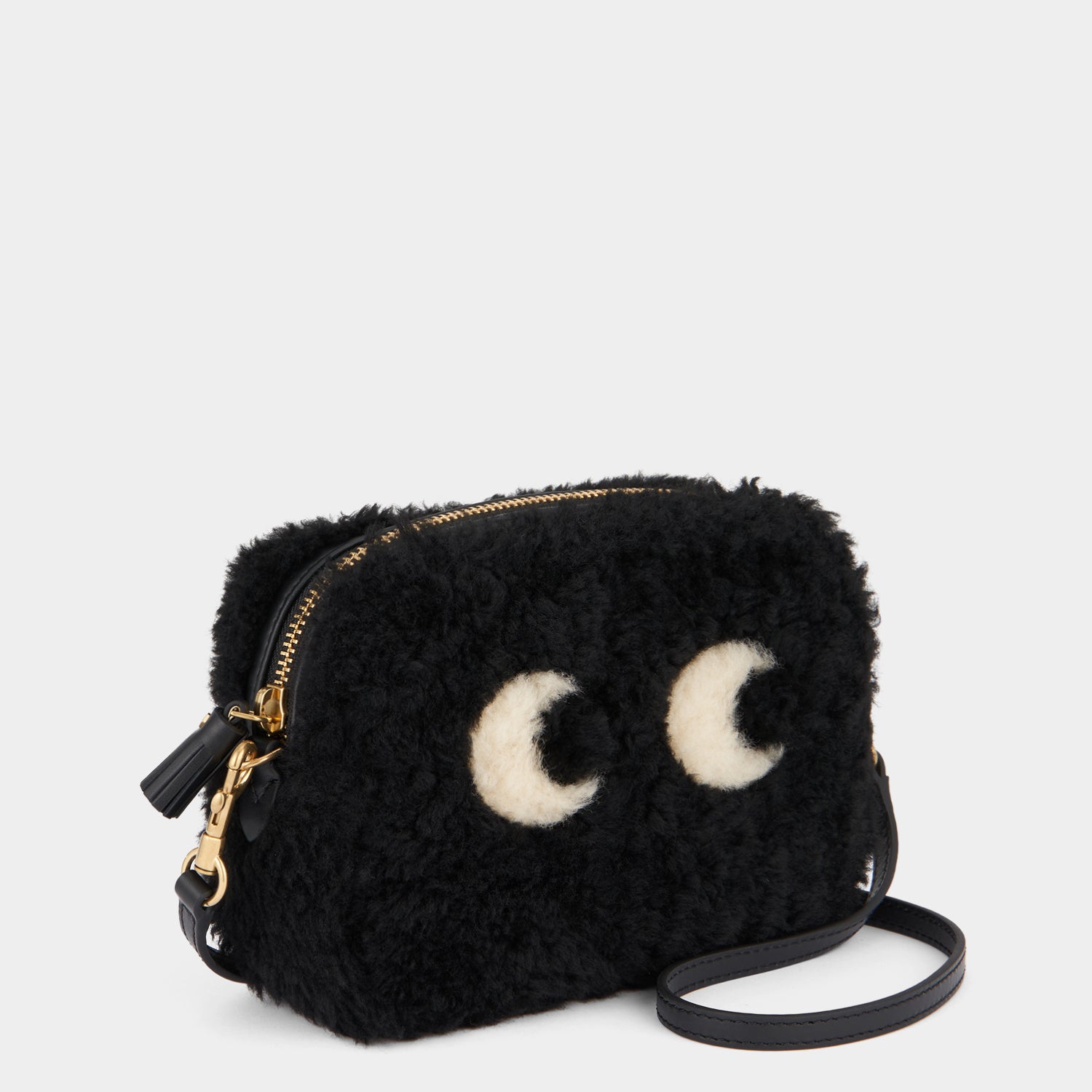 シアリング アイズ クロスボディ -

                  
                    Shearling in Black -
                  

                  Anya Hindmarch JP
