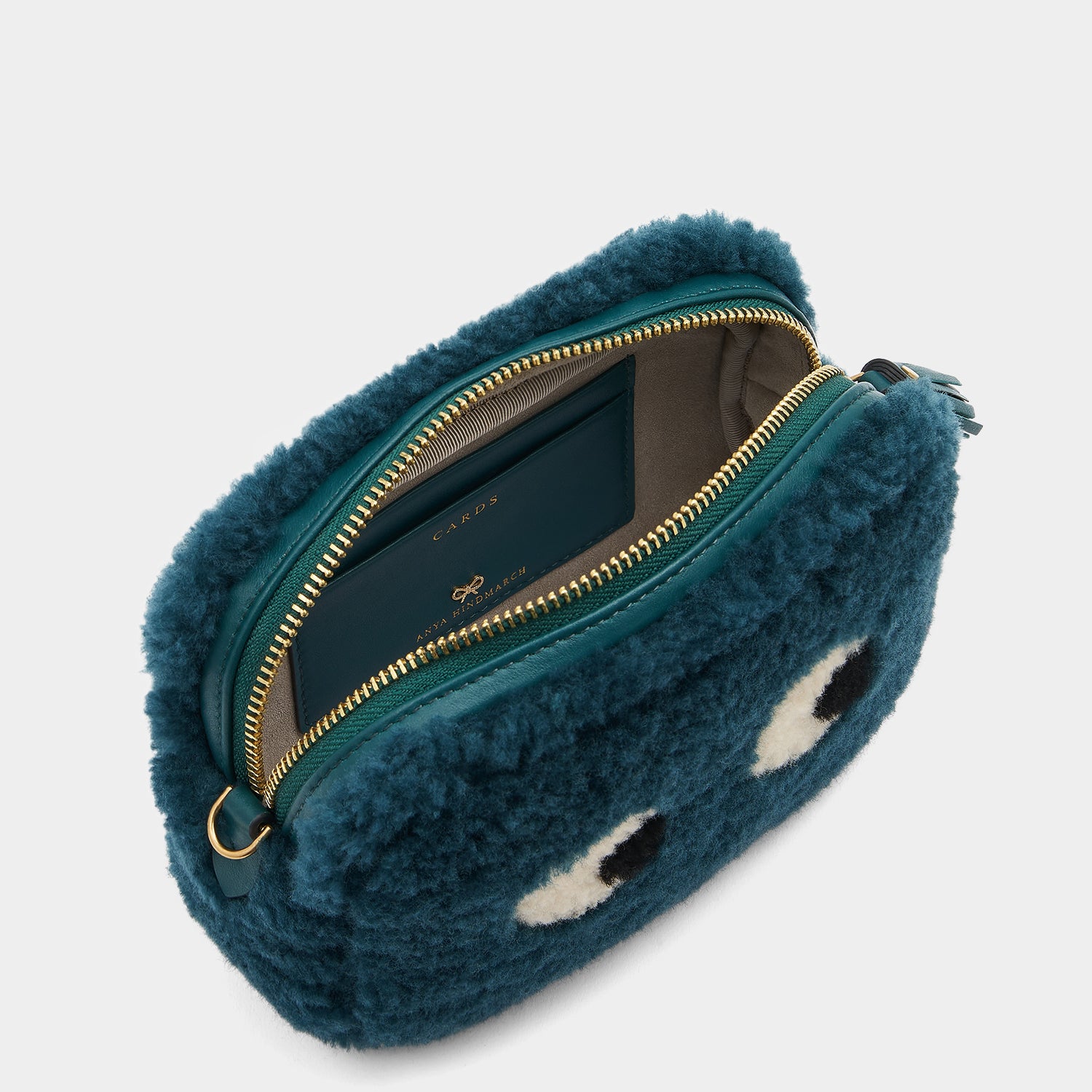 シアリング アイズ クロスボディ -

                  
                    Shearling in Dark Teal -
                  

                  Anya Hindmarch JP
