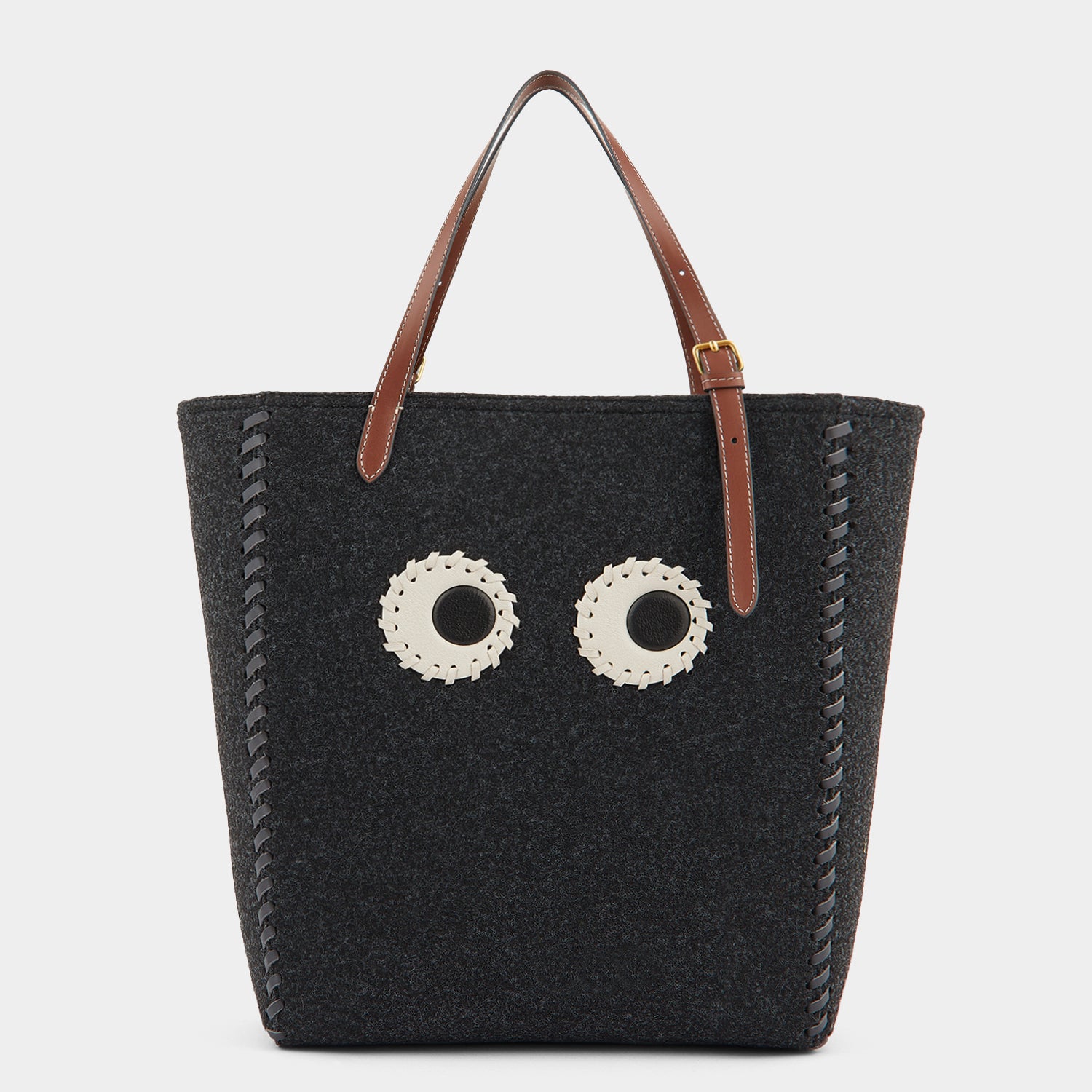 アイズ N/S トート スモール -

                  
                    Felt in Charcoal -
                  

                  Anya Hindmarch JP

