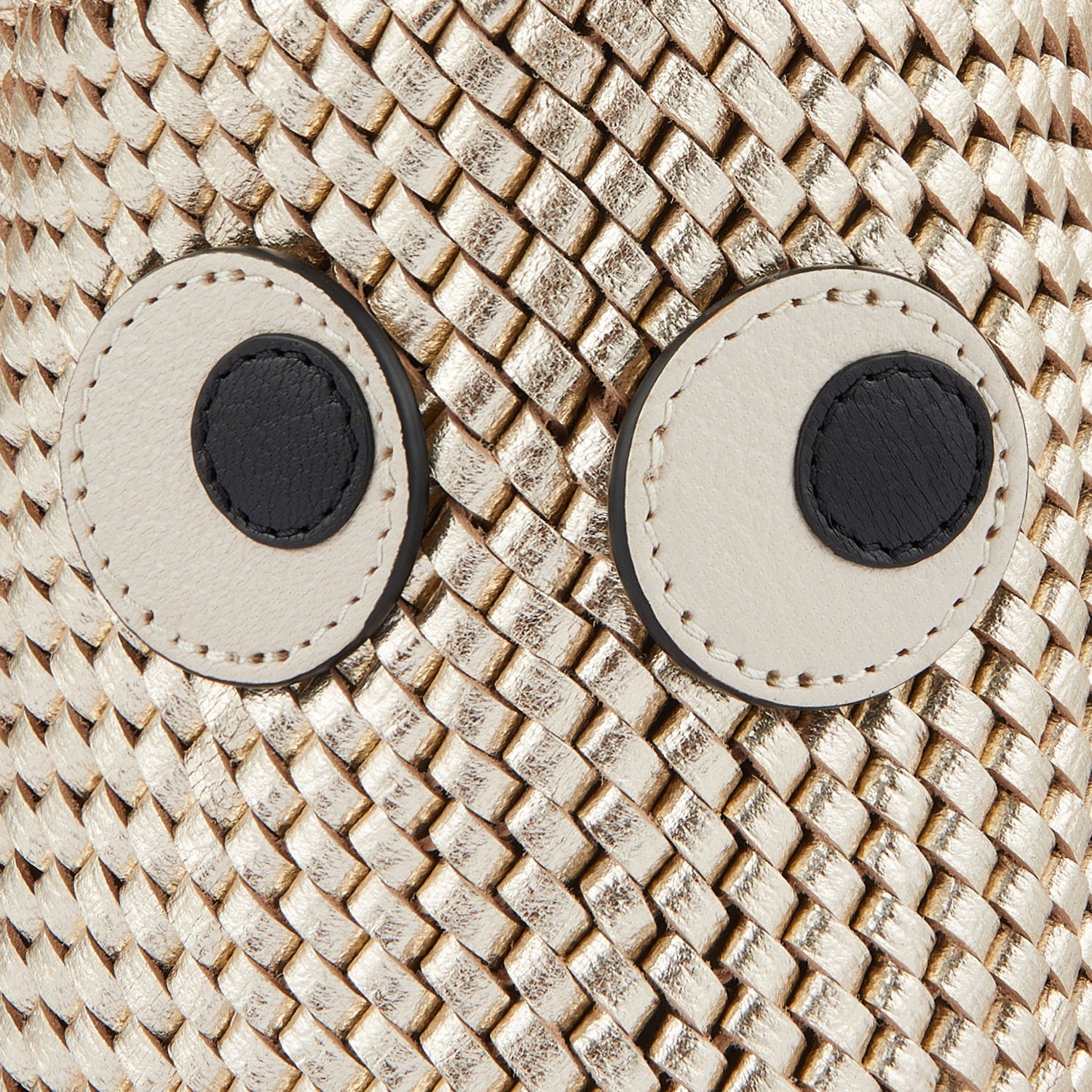 プラト ミニ アイズ クロスボディ -

                  
                    Capra Leather in Light Gold -
                  

                  Anya Hindmarch JP

