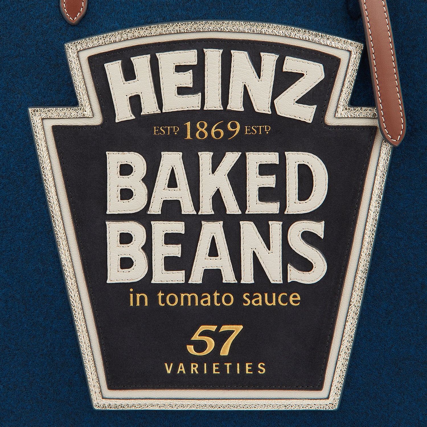 「Heinz」フェルト トート スモール -

                  
                    Recycled Felt in Teal -
                  

                  Anya Hindmarch JP
