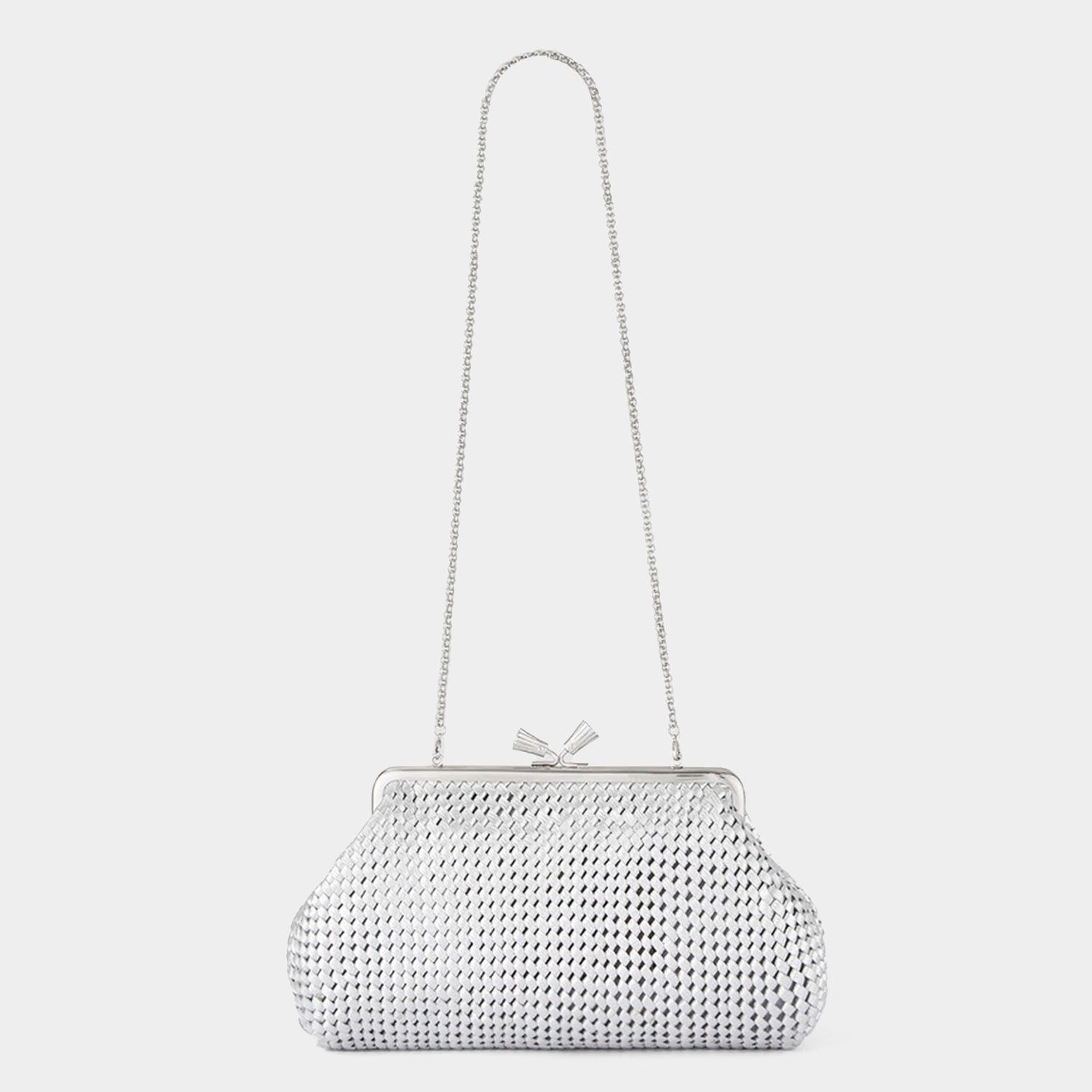 ラージ モード プラト クラッチ -

                  
                    Capra Leather in Silver -
                  

                  Anya Hindmarch JP
