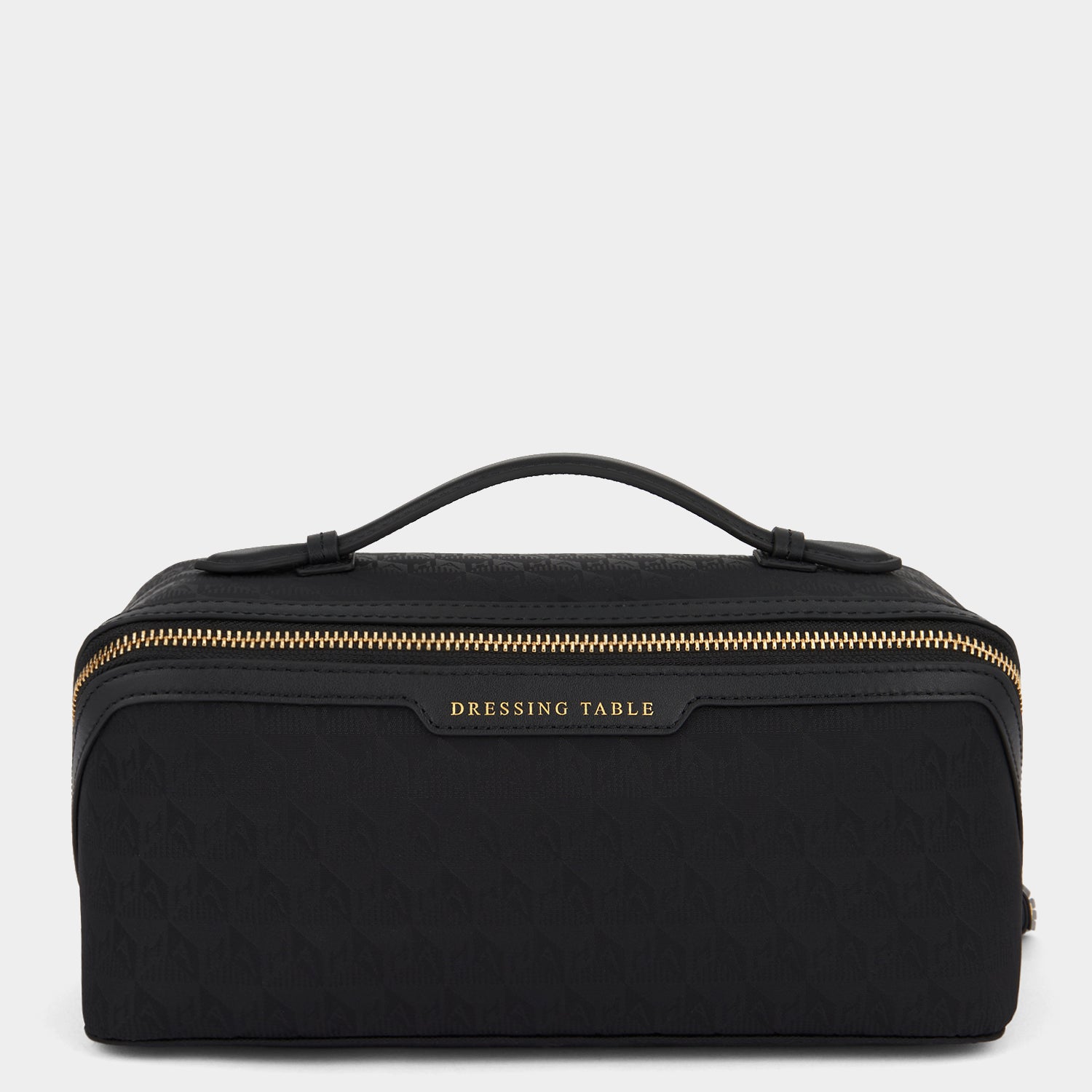 ドレッシング テーブル -

          
            Jacquard Nylon in Black -
          

          Anya Hindmarch JP
