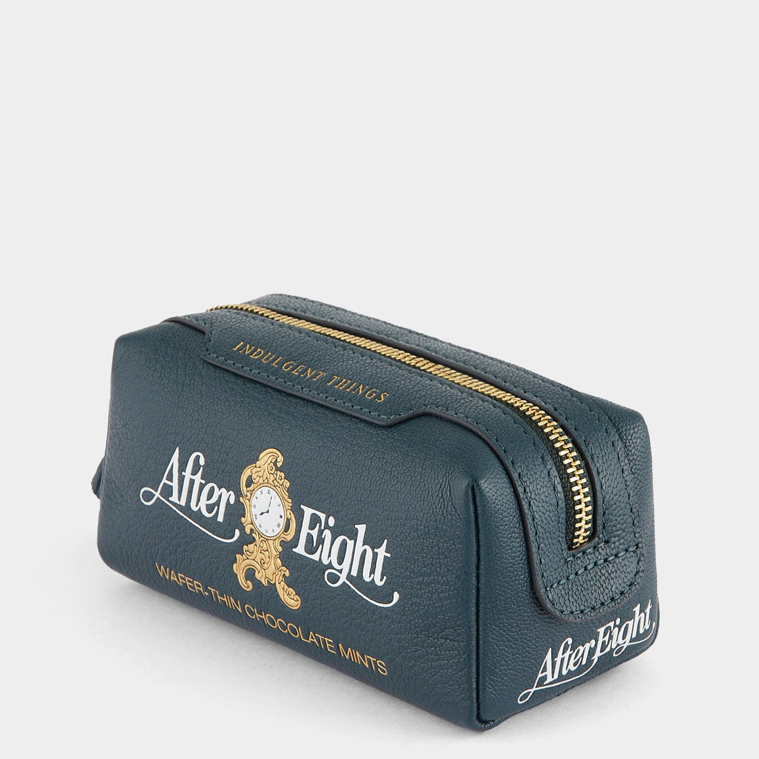 「After Eight」インダルジェント シングズ -

                  
                    Capra Leather in Dark Holly -
                  

                  Anya Hindmarch JP
