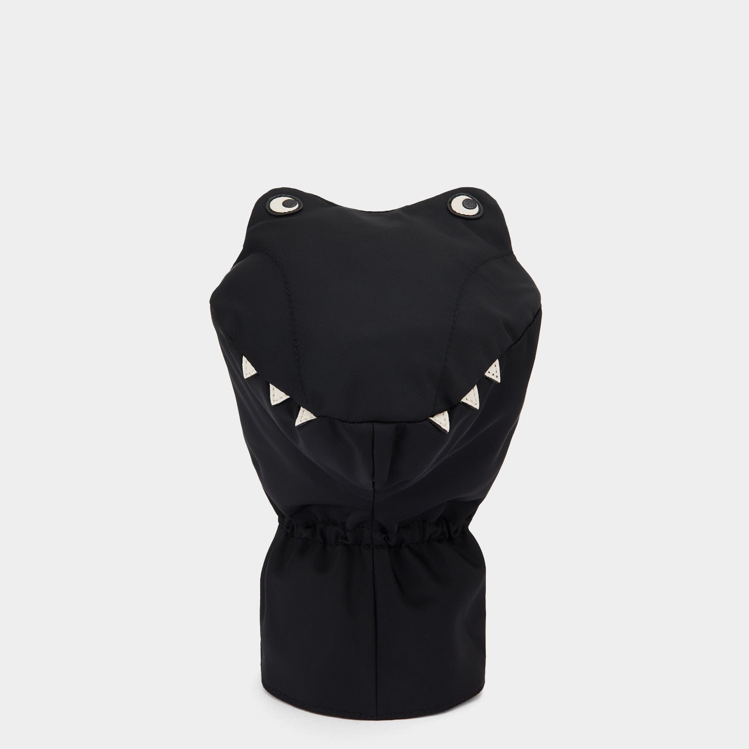 ワニ ゴルフ ヘッドカバー -

                  
                    ECONYL® in Black -
                  

                  Anya Hindmarch JP
