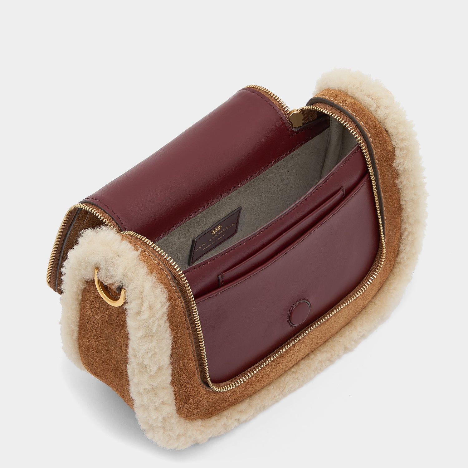 ヴィア ソフト サッチェル スモール -

                  
                    Suede in Acorn -
                  

                  Anya Hindmarch JP
