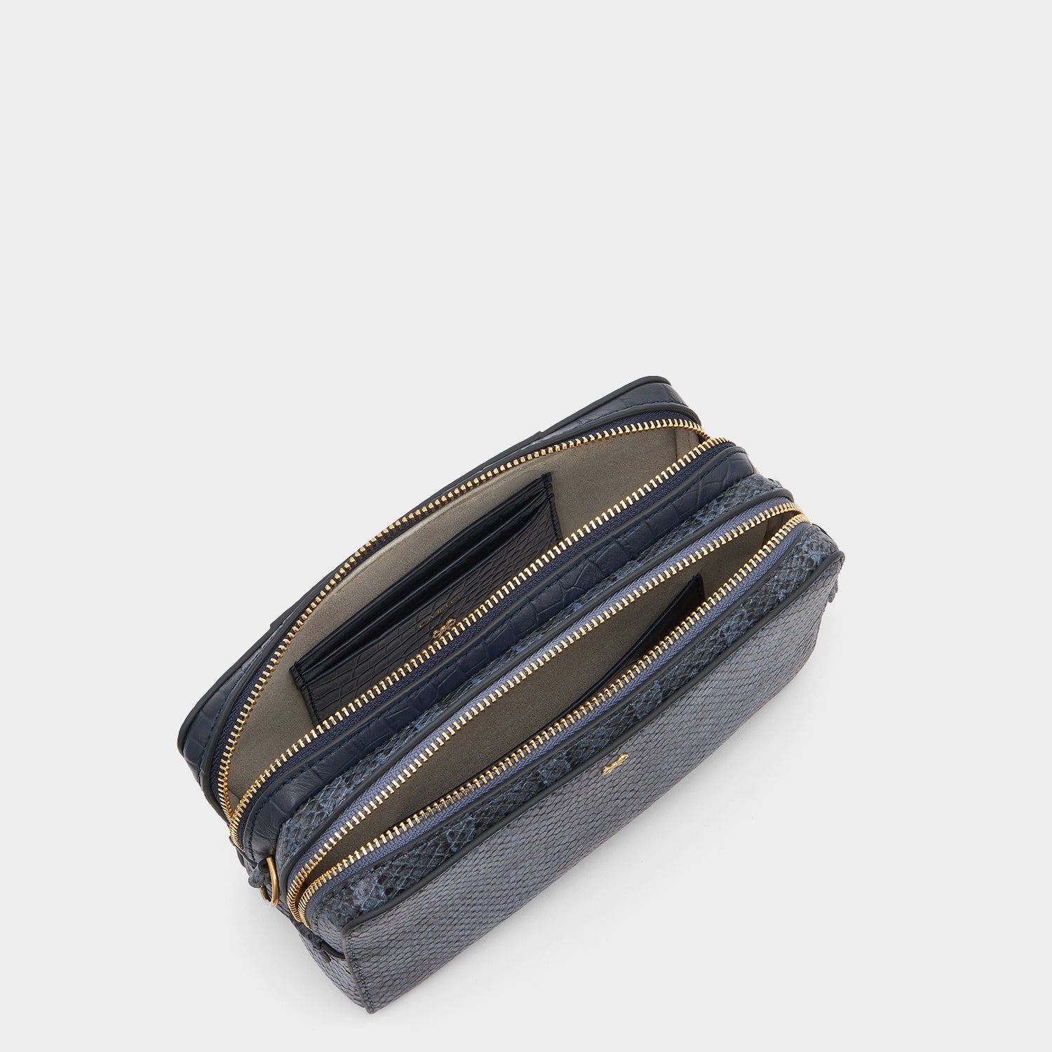 ダブルジップ クロスボディ -

                  
                    Printed Leather in Night Sky -
                  

                  Anya Hindmarch JP
