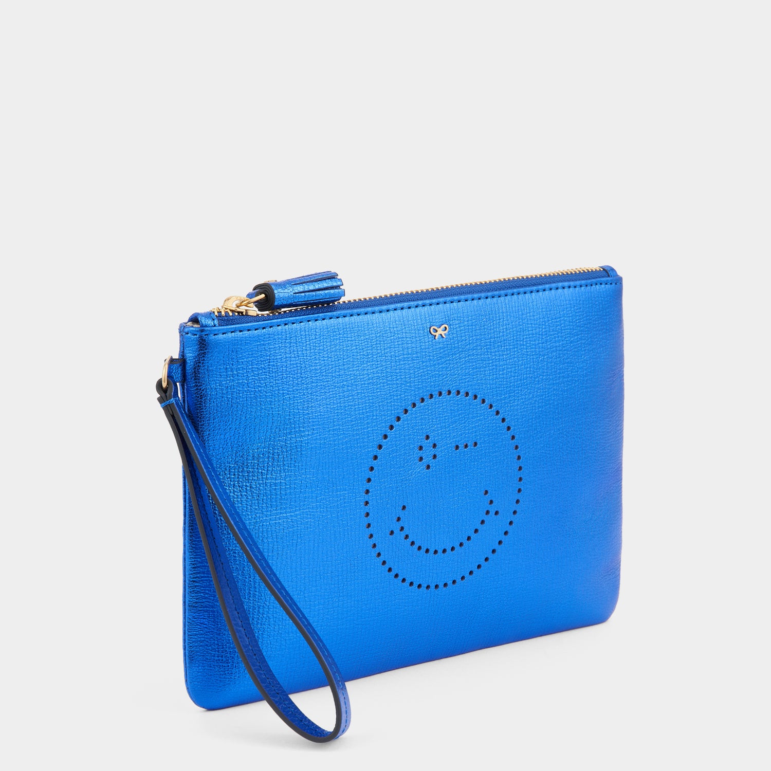 ウィンク ジップトップポーチ -

                  
                    Capra Leather in Electric Blue -
                  

                  Anya Hindmarch JP
