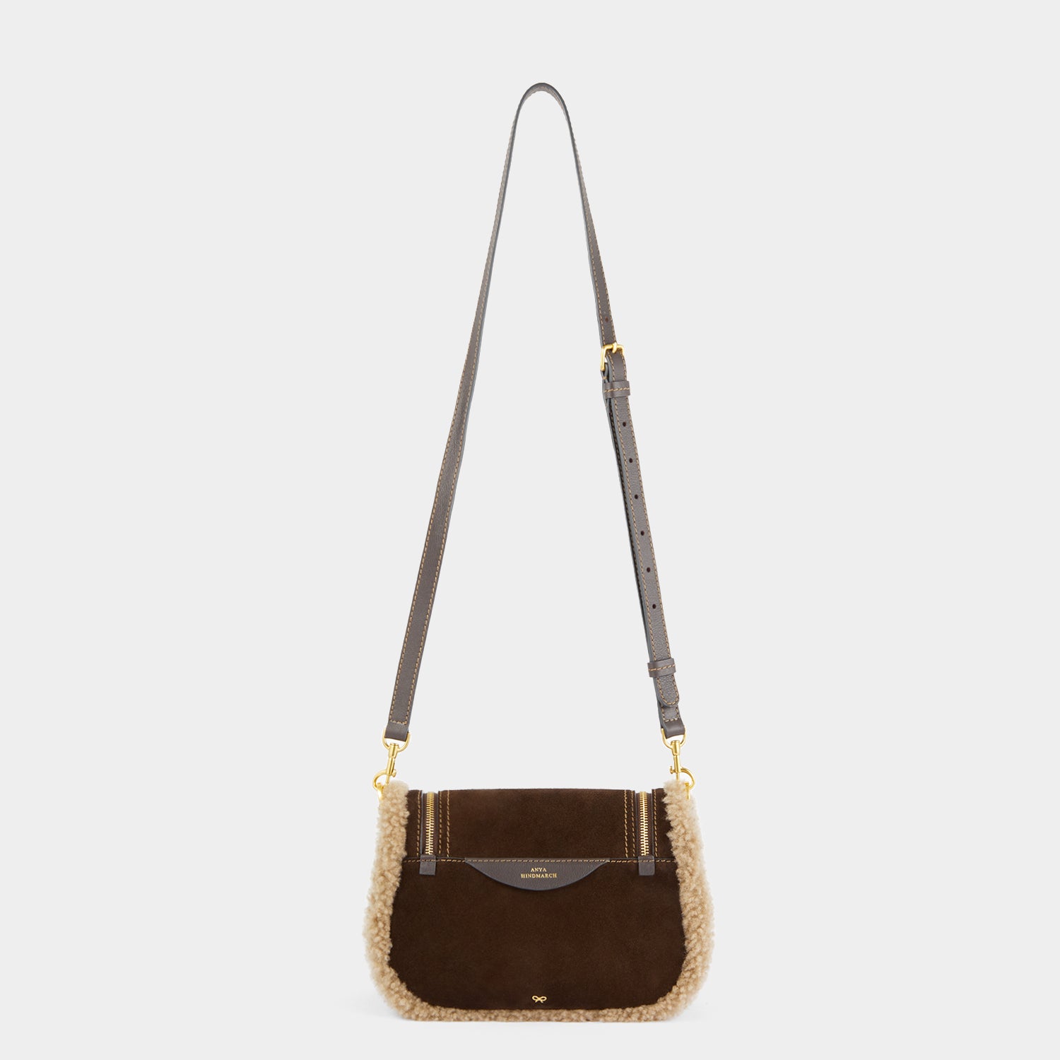ヴィア ソフト サッチェル スモール -

                  
                    Suede in Coffee -
                  

                  Anya Hindmarch JP
