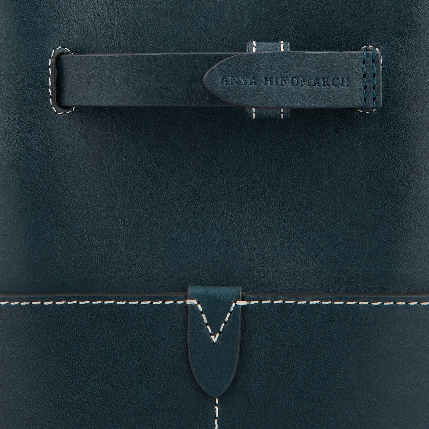 「Return to Nature」バケットバッグ スモール -

                  
                    Compostable Leather in Dark Holly -
                  

                  Anya Hindmarch JP
