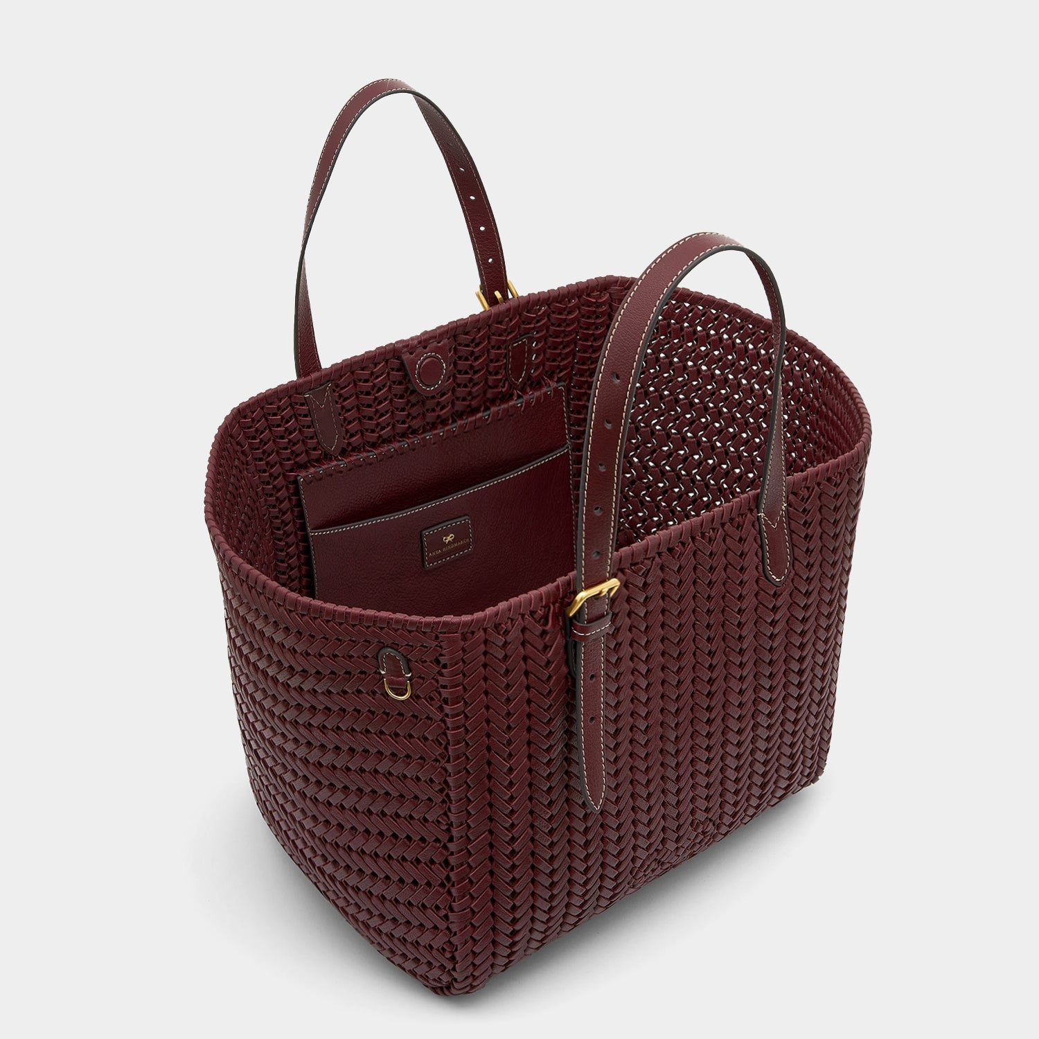 ニーソン スクエア トート -

                  
                    Shiny Capra in Rosewood -
                  

                  Anya Hindmarch JP
