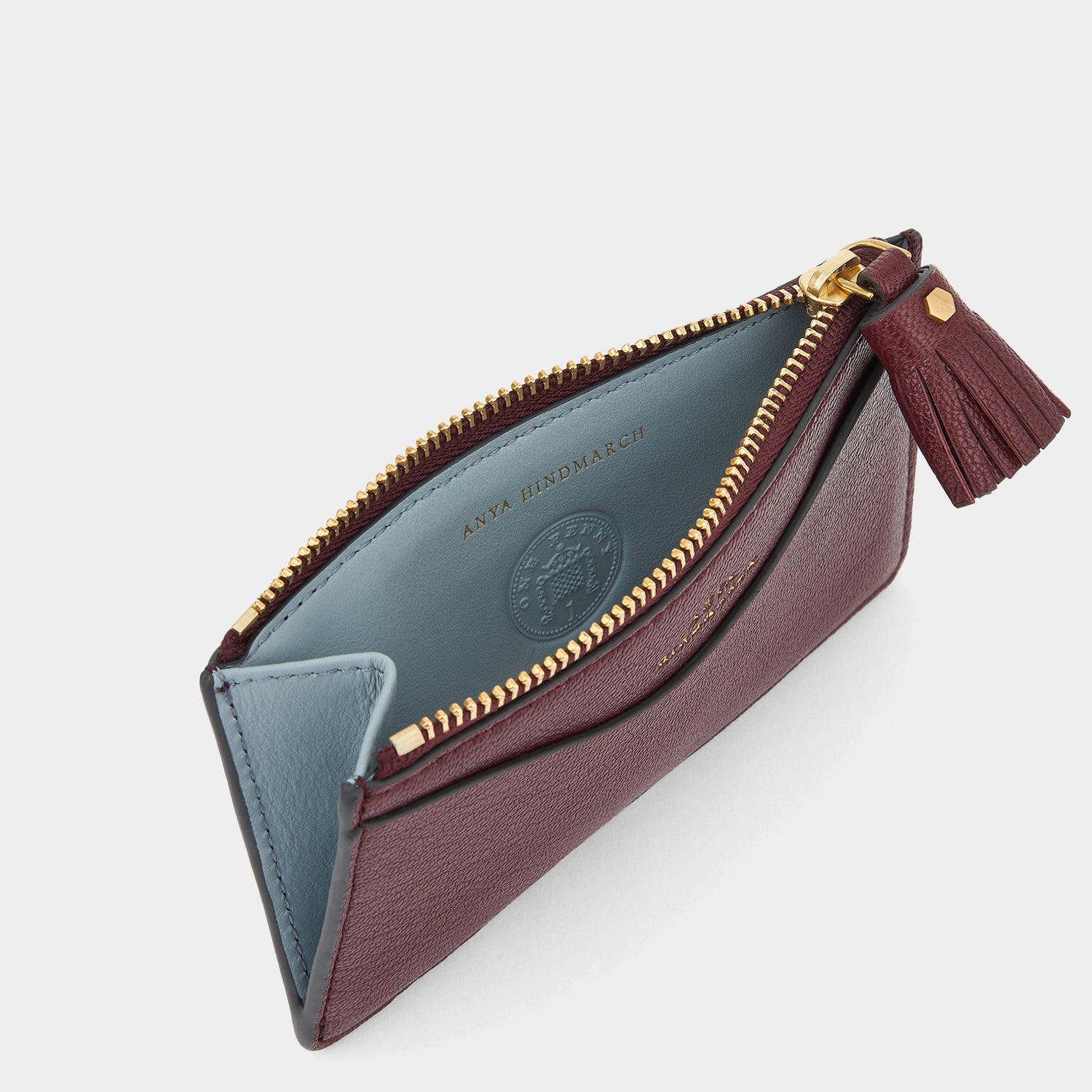 ピーピング アイズ ジップ カードケース -

                  
                    Capra Leather in Rosewood -
                  

                  Anya Hindmarch JP
