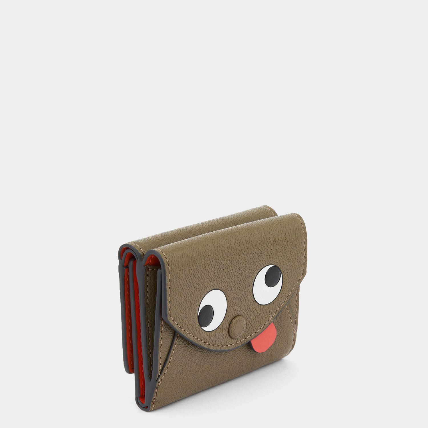ザニー ミニ 三つ折り ウォレット -

                  
                    Grainy Capra in Fern -
                  

                  Anya Hindmarch JP
