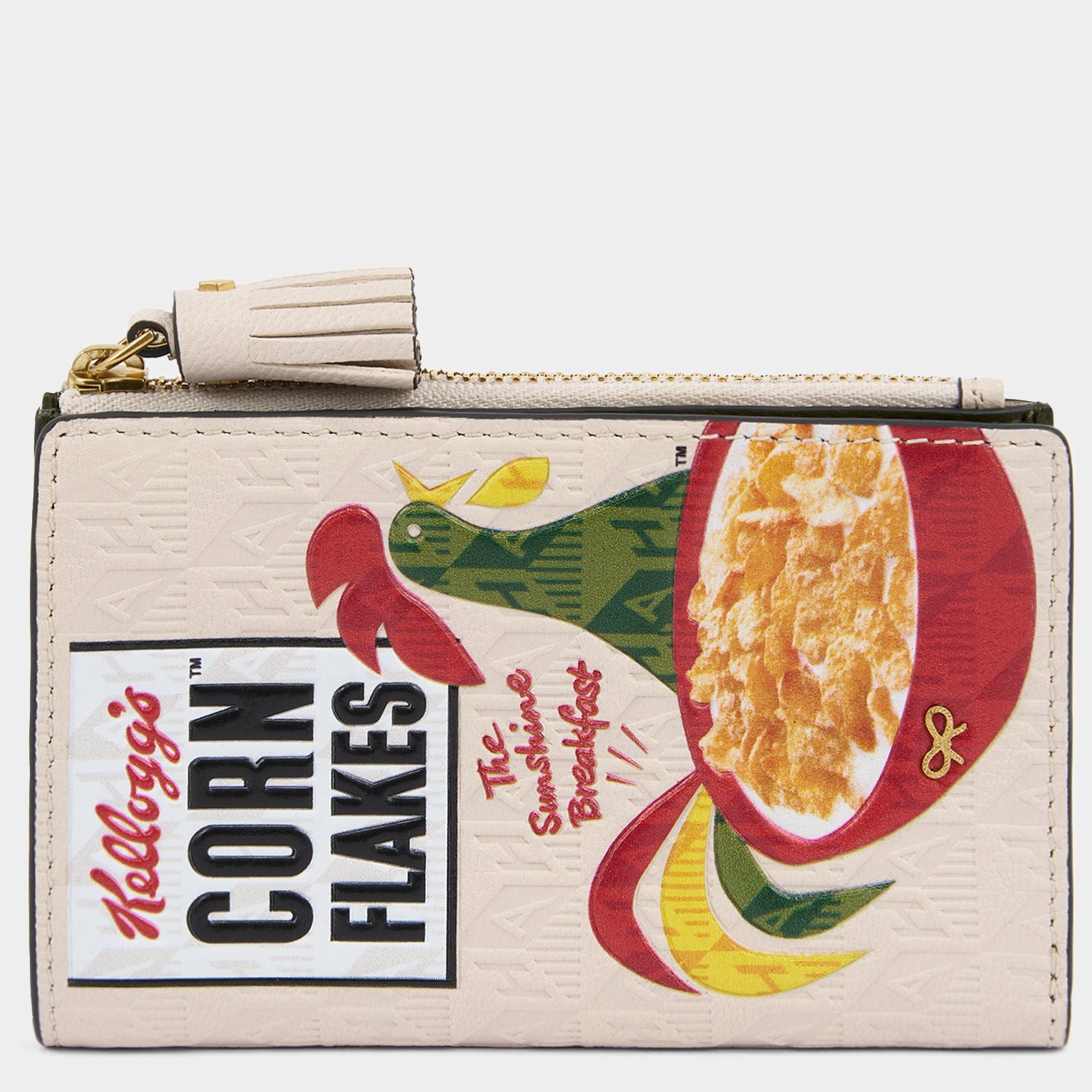 「Cornflakes」フォールディング ウォレット -

                  
                    Shiny Capra in Chalk -
                  

                  Anya Hindmarch JP
