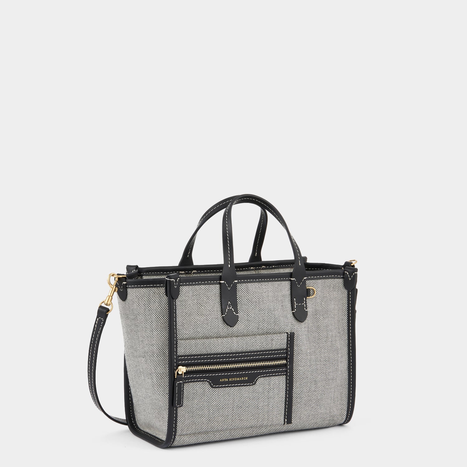 XS ポケット トート -

                  
                    Mixed Canvas in Salt and Pepper -
                  

                  Anya Hindmarch JP
