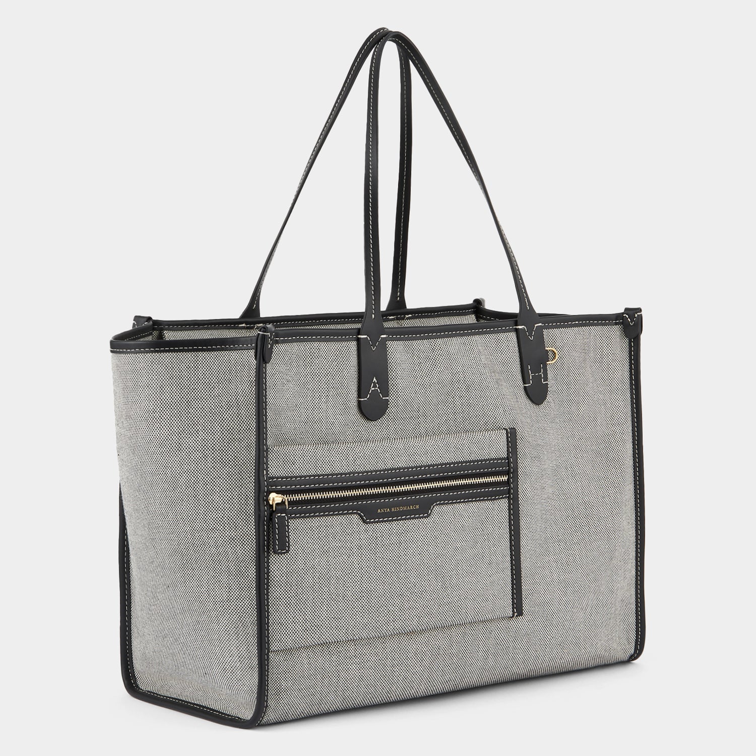 ポケット トート -

                  
                    Mixed Canvas in Salt and Pepper -
                  

                  Anya Hindmarch JP
