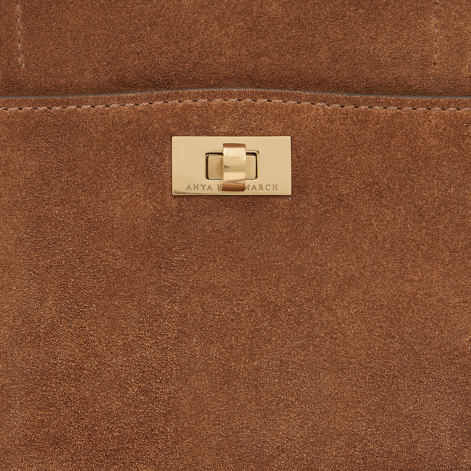 スモール ウィルソン -

          
            Suede in Pecan -
          

          Anya Hindmarch JP
