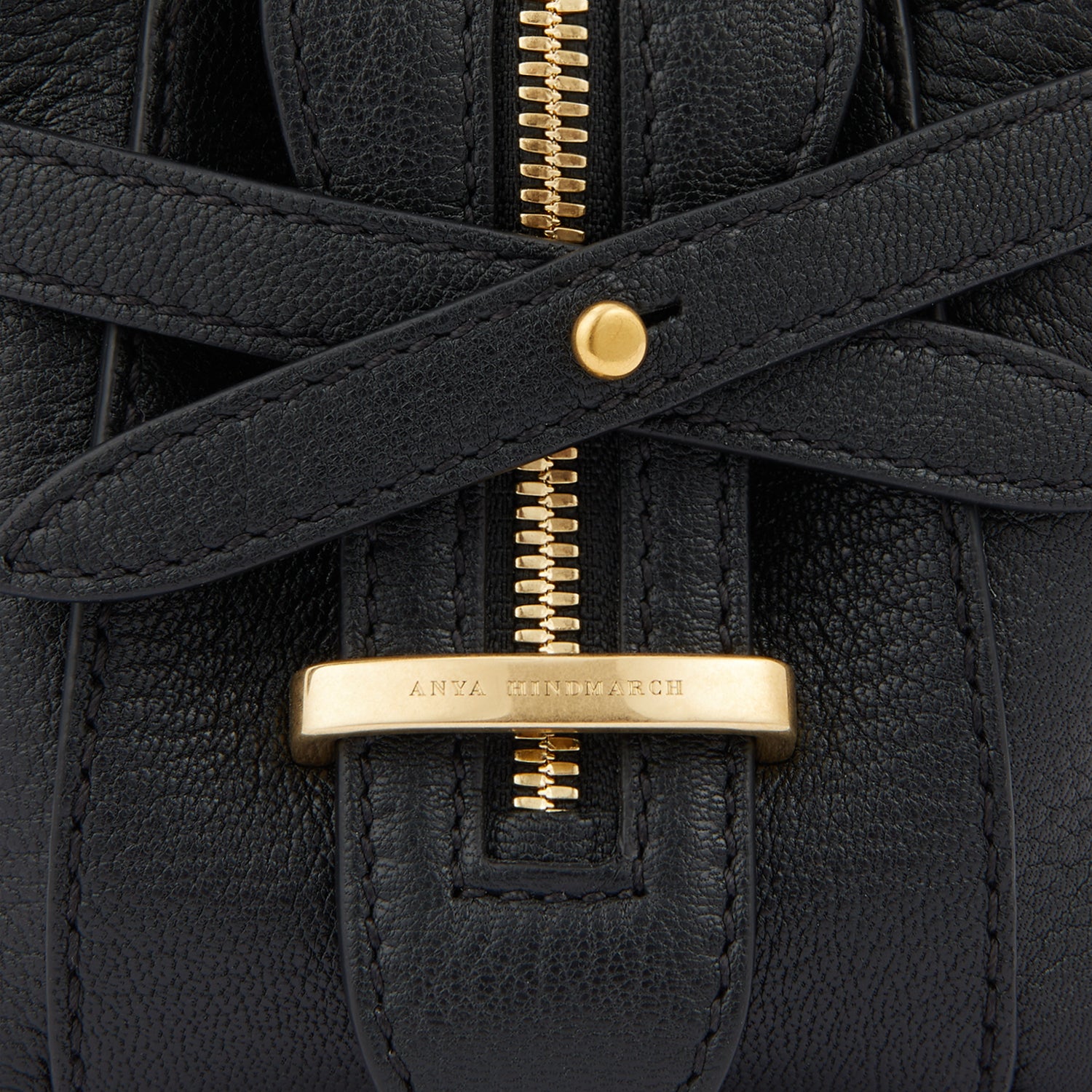 スモール ウィルソン -

          
            Grain Leather in Black -
          

          Anya Hindmarch JP
