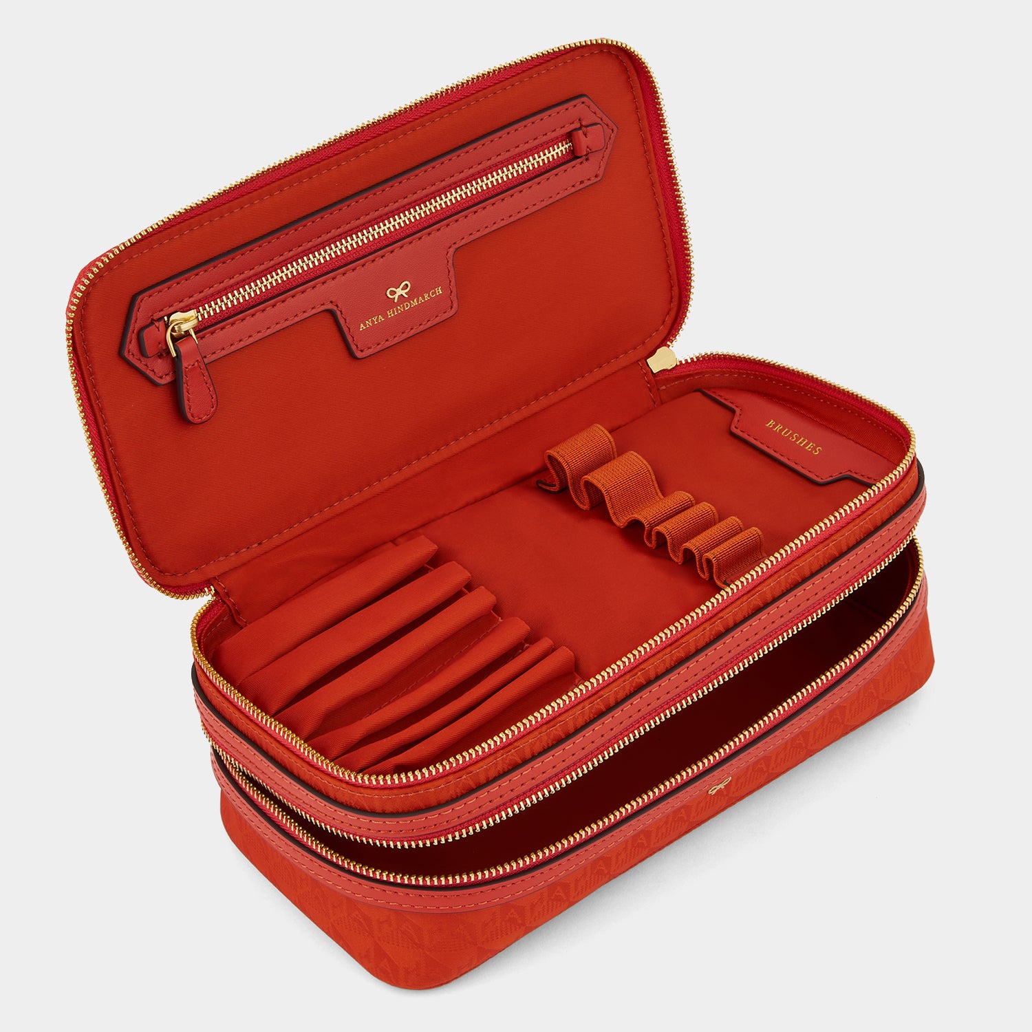 ロゴ メイクアップ ポーチ -

          
            AH Logo Nylon in Burnt Sienna -
          

          Anya Hindmarch JP
