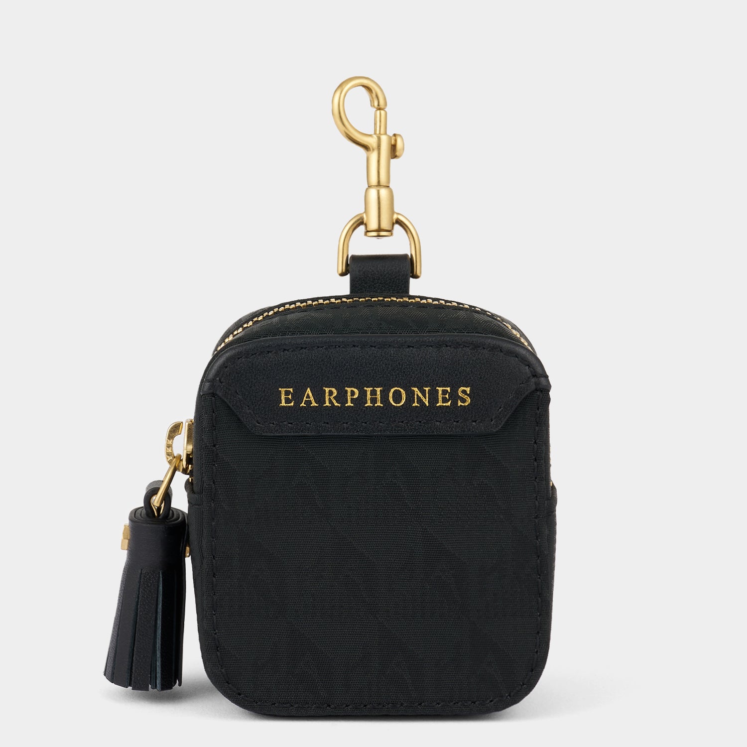 イヤホン ポーチ -

          
            AH Logo Nylon in Black -
          

          Anya Hindmarch JP

