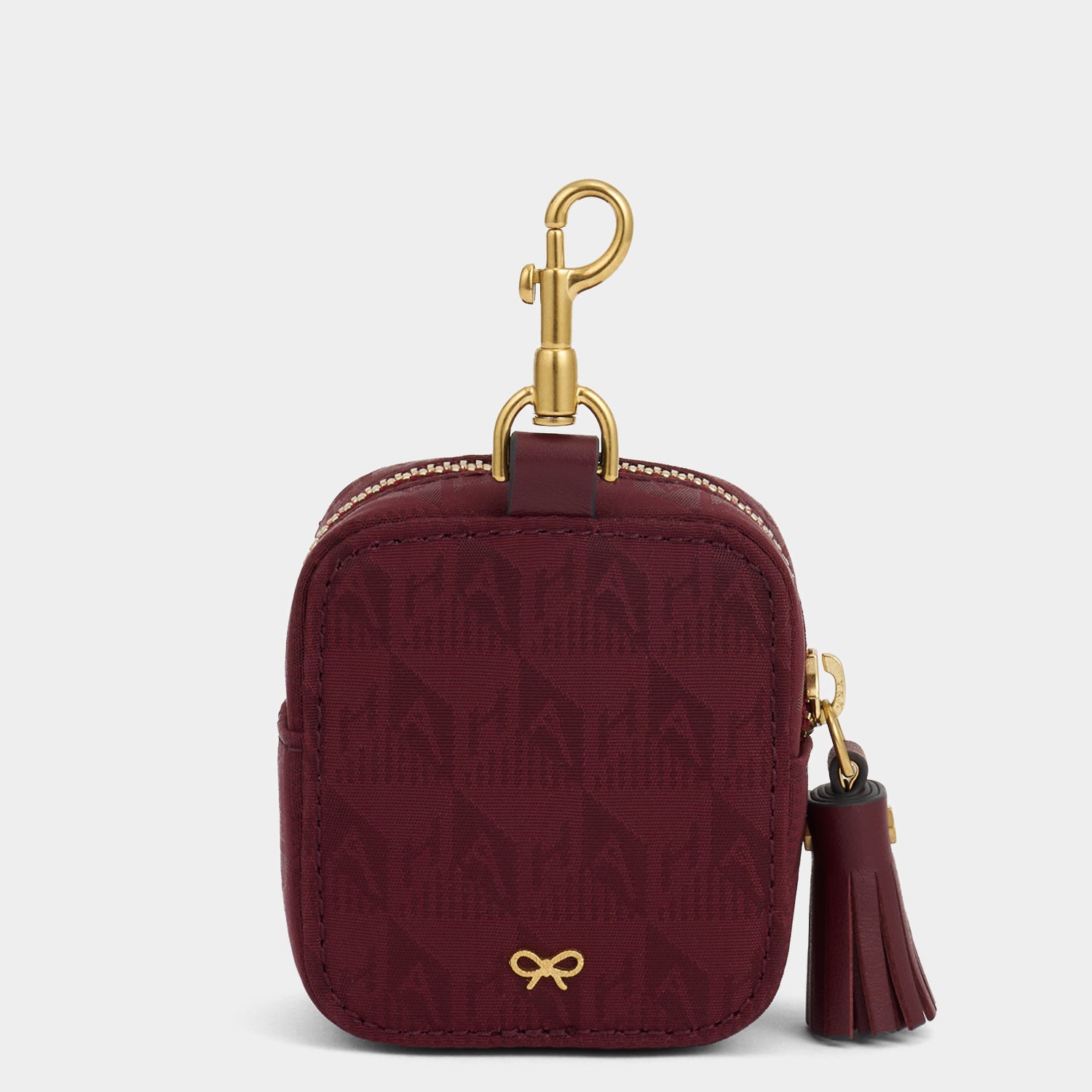 イヤホン ポーチ -

          
            AH Logo Nylon in Medium Red -
          

          Anya Hindmarch JP
