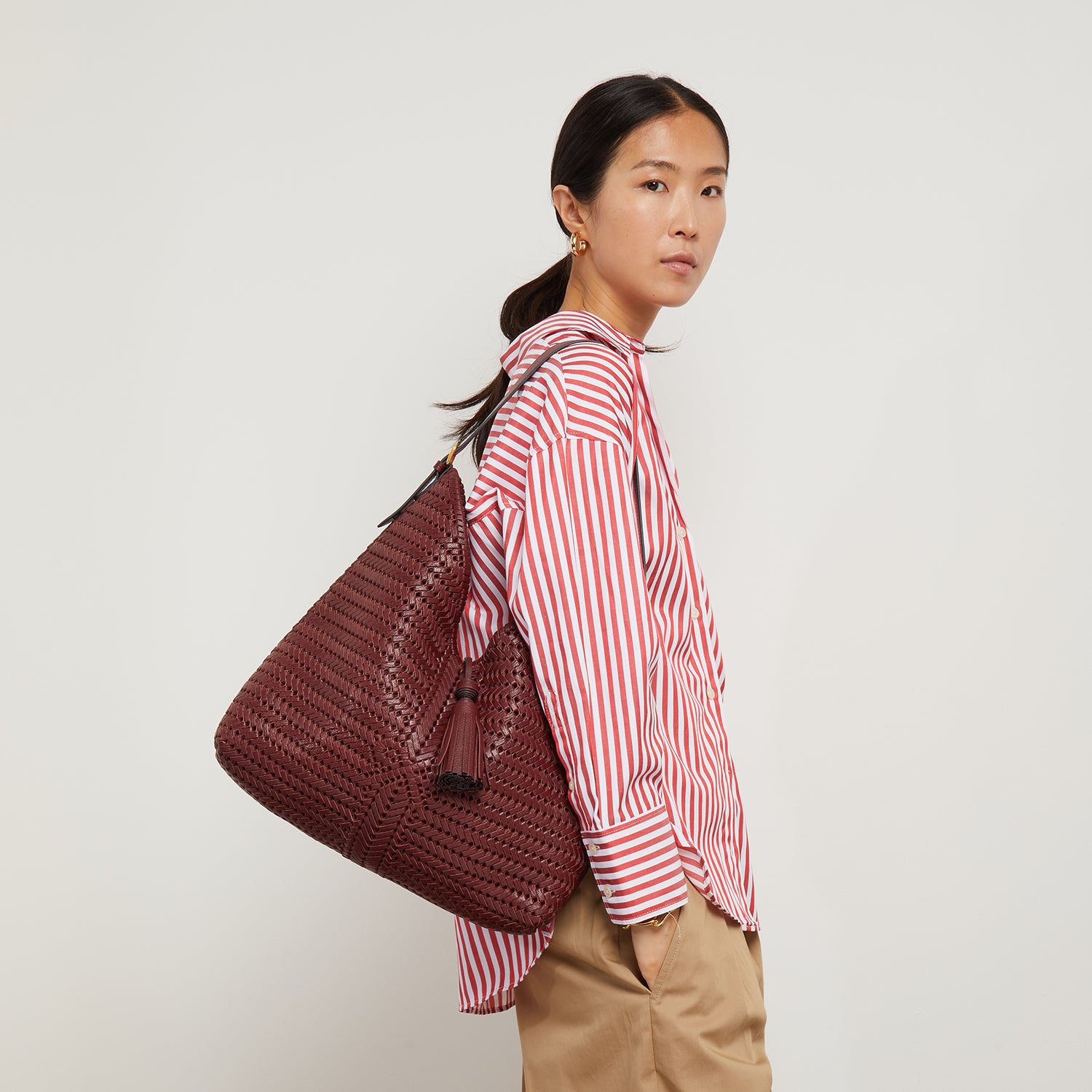 ニーソン タッセル ホーボー -

                  
                    Shiny Capra in Rosewood -
                  

                  Anya Hindmarch JP
