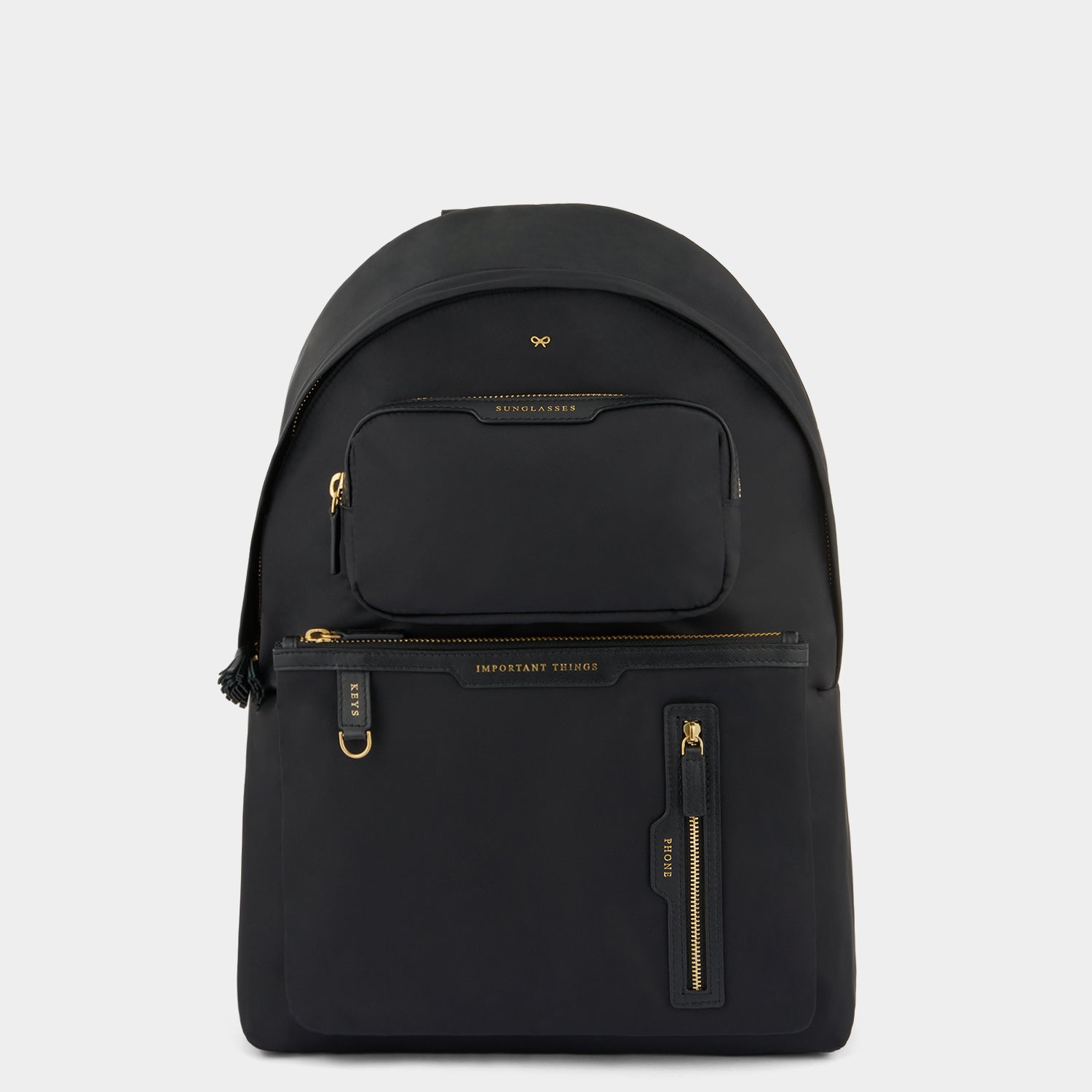 マルチポケット バックパック -

          
            Regenerated ECONYL® in Black -
          

          Anya Hindmarch JP
